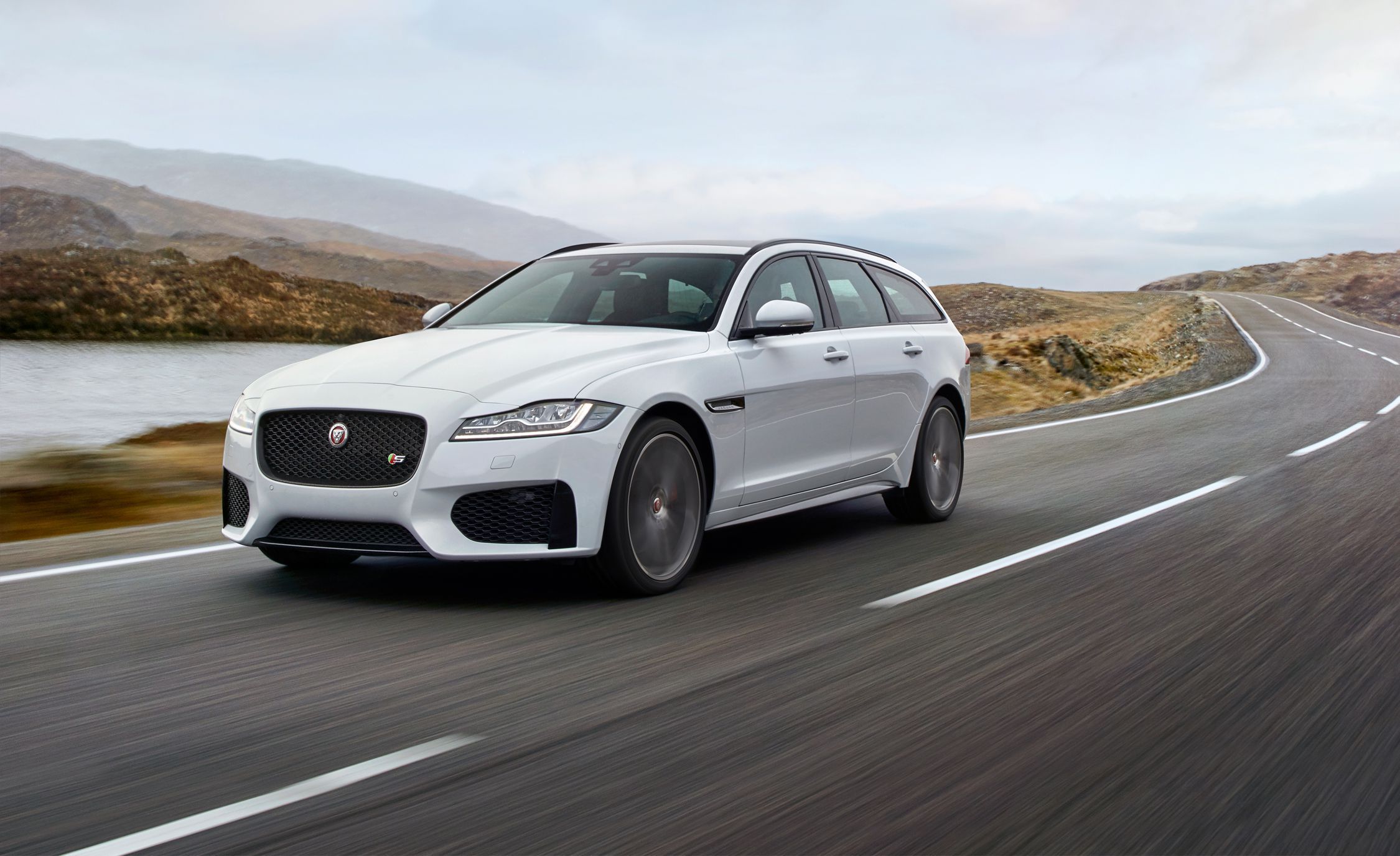 2018 Jaguar Xj Wallpapers