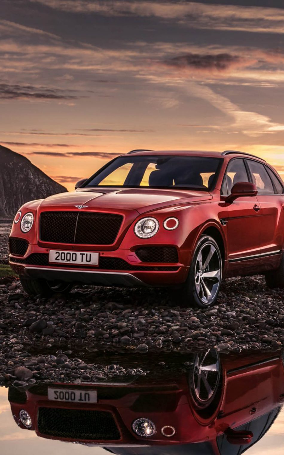 2019 Bentley Bentayga V8 Wallpapers