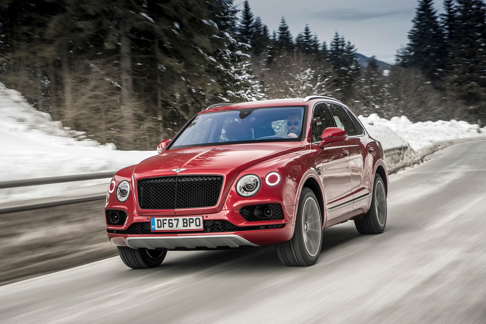 2019 Bentley Bentayga V8 Wallpapers