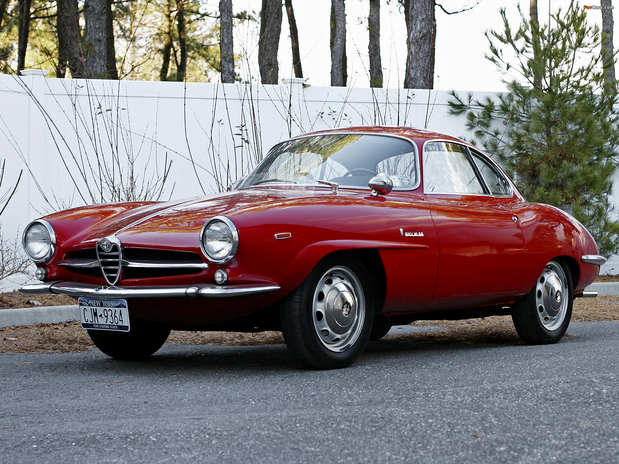 Alfa Romeo 1300 Sprint Wallpapers