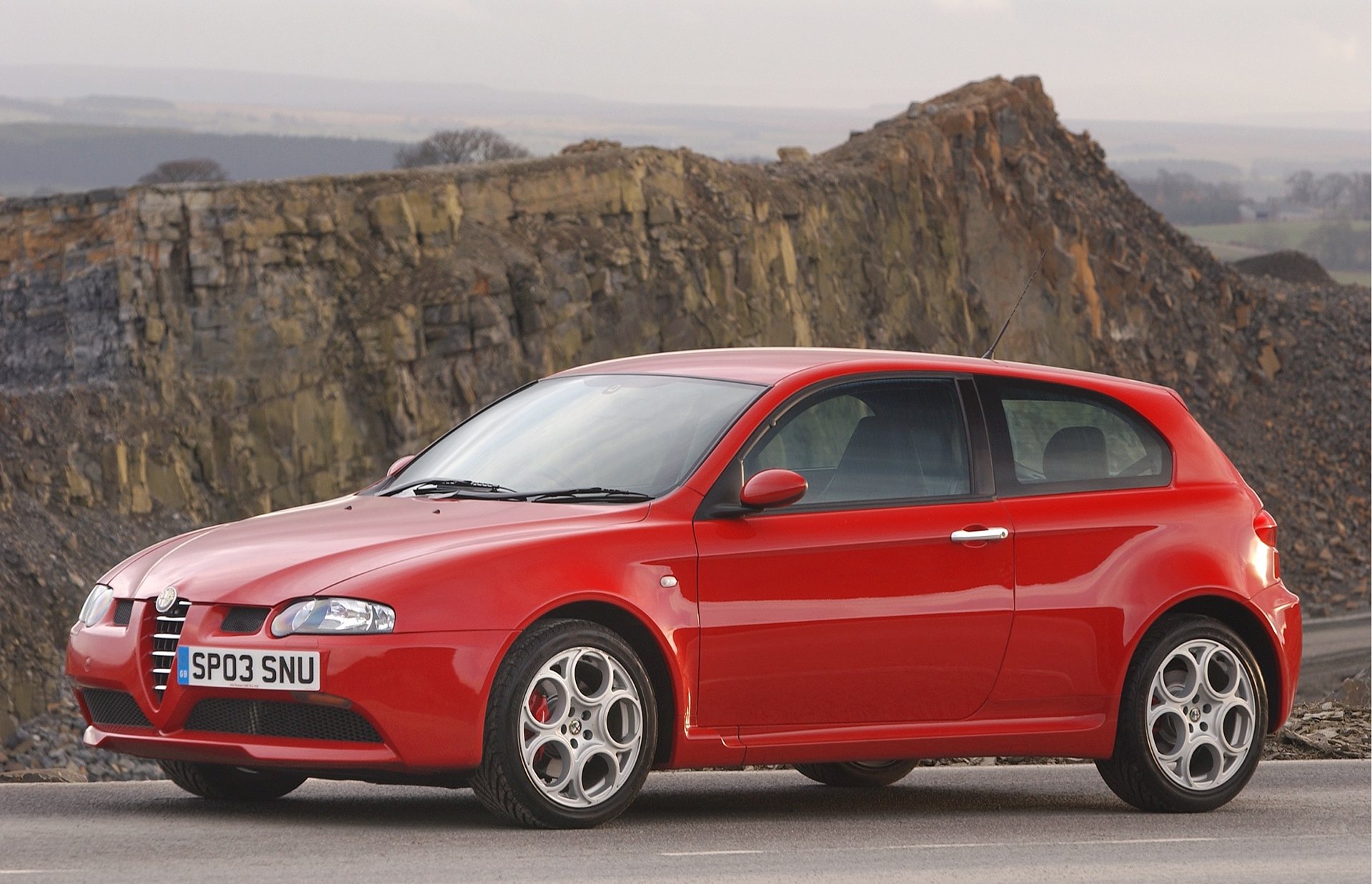 Alfa Romeo 147 Wallpapers