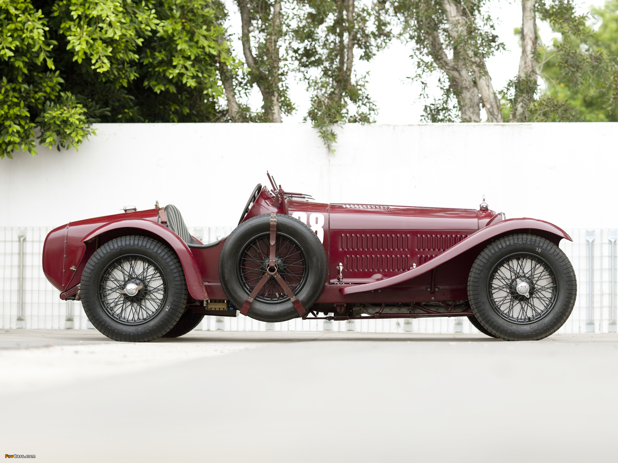 Alfa Romeo 8C 2300 Wallpapers