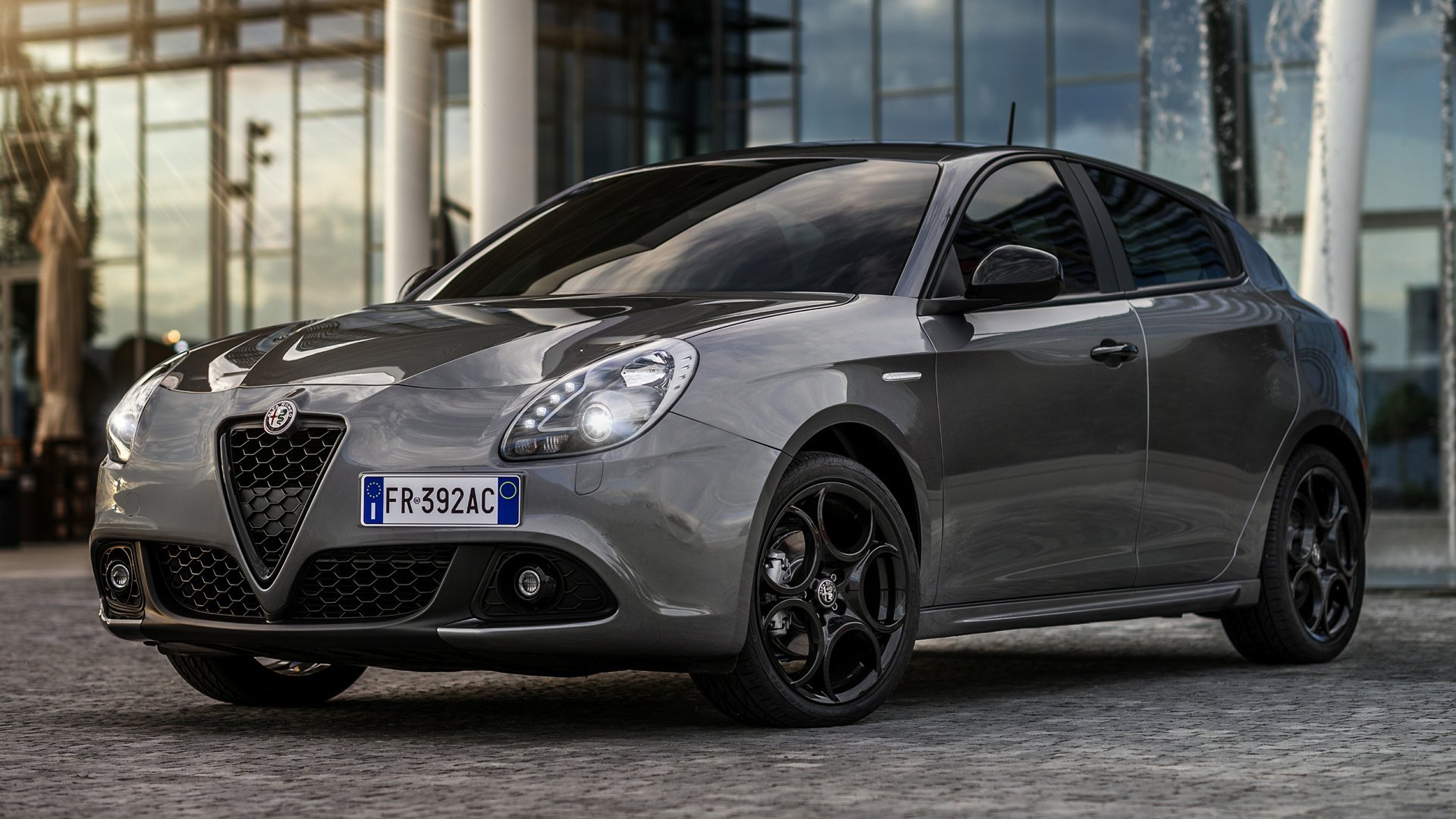 Alfa Romeo Giulietta B-Tech Wallpapers