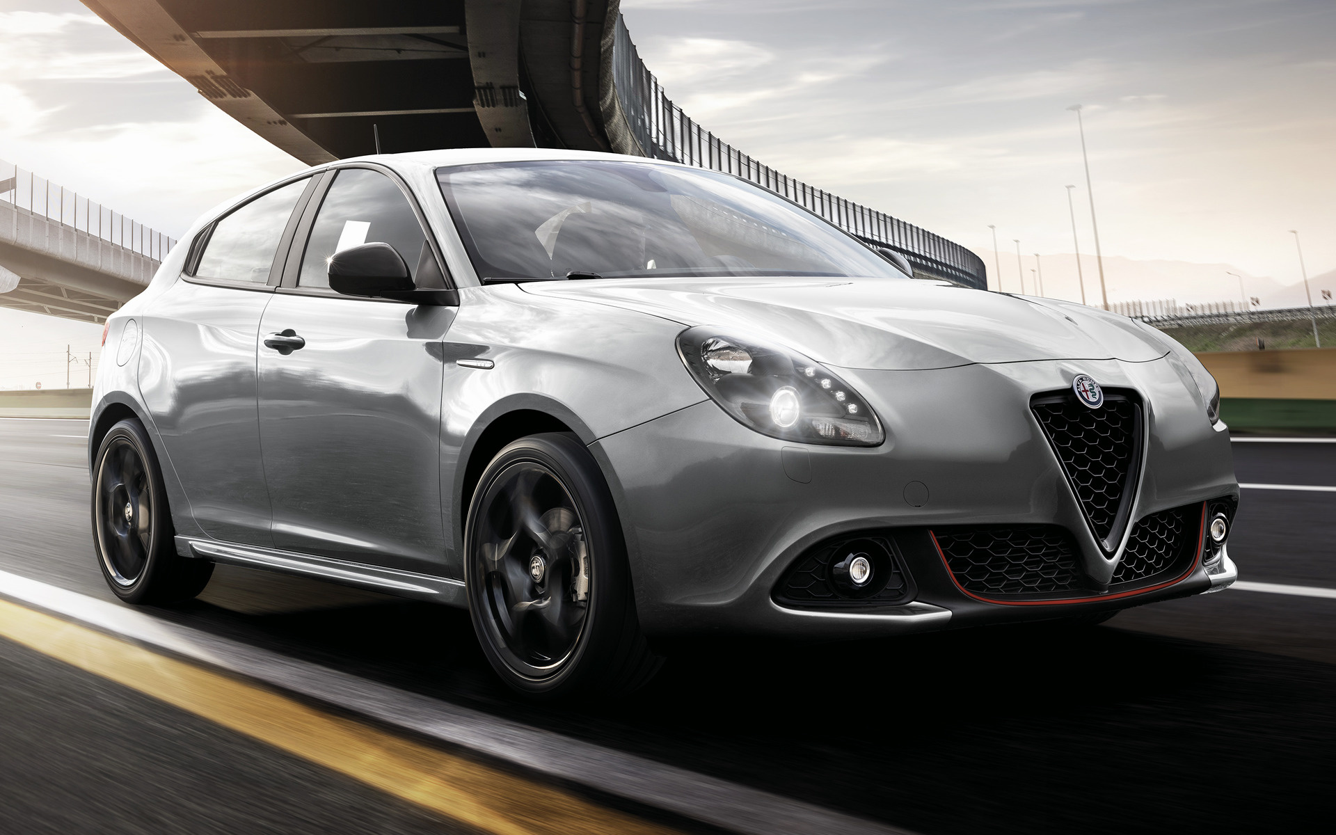 Alfa Romeo Giulietta B-Tech Wallpapers