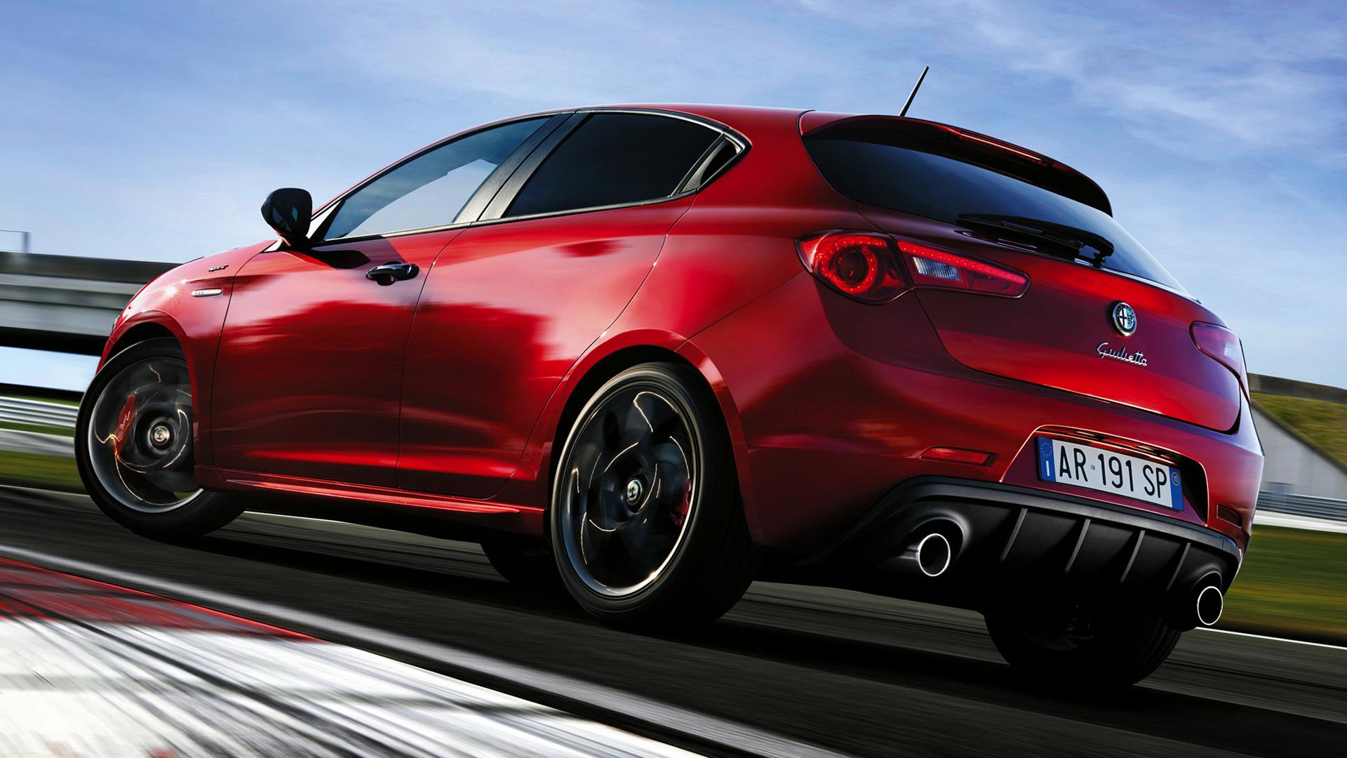 Alfa Romeo Giulietta B-Tech Wallpapers