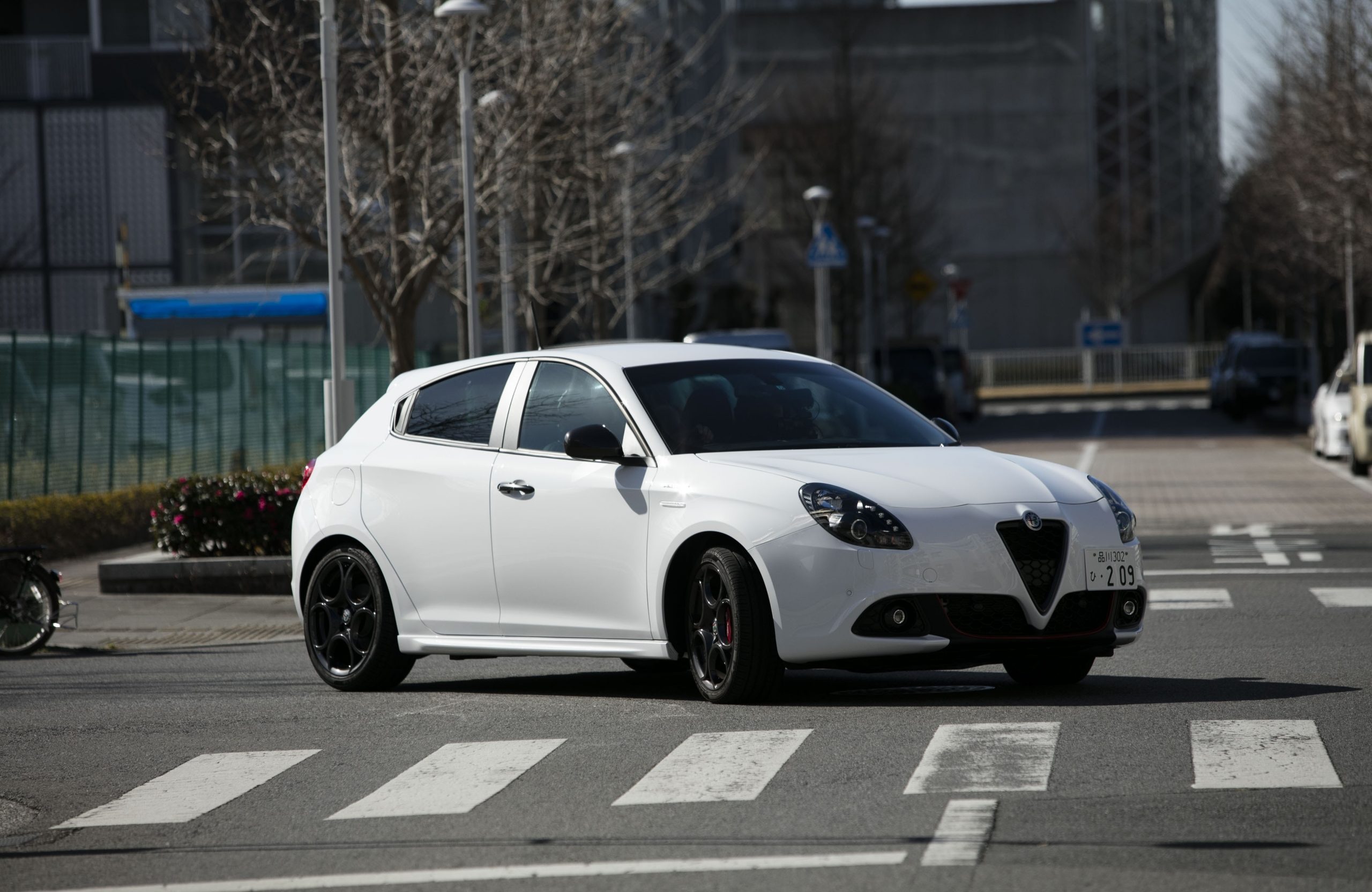 Alfa Romeo Giulietta Veloce Wallpapers