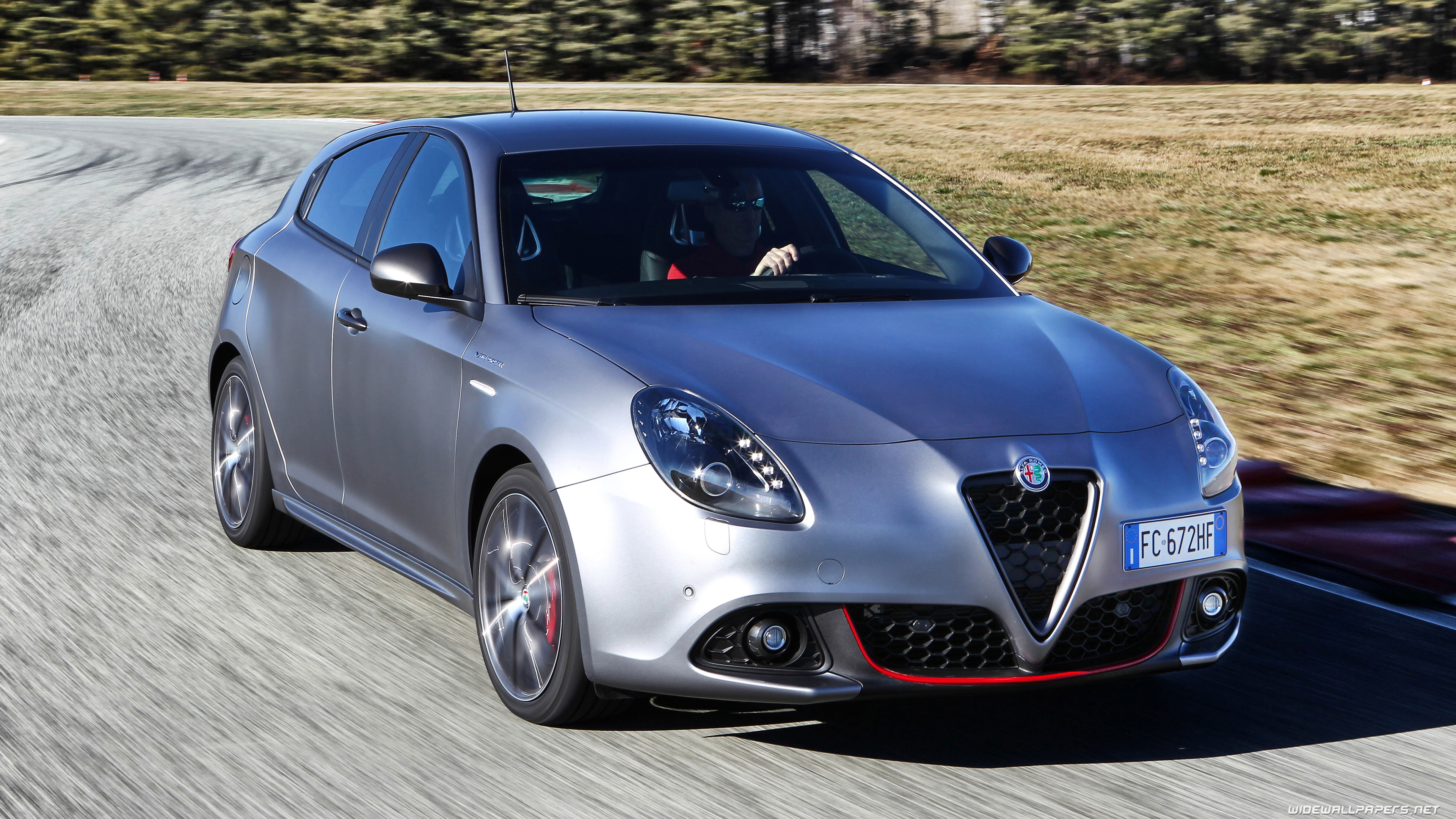 Alfa Romeo Giulietta Veloce Wallpapers