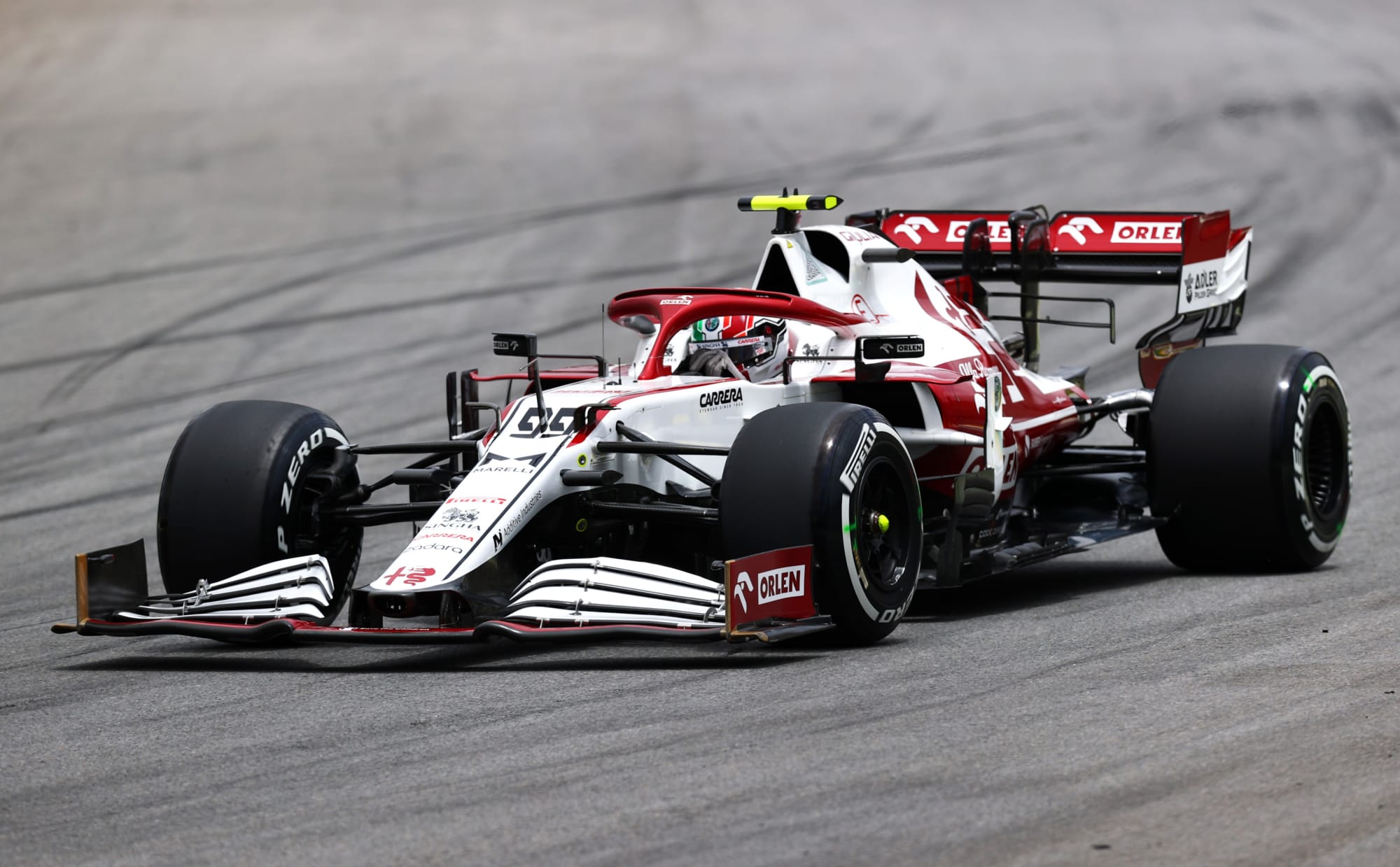 Alfa Romeo Sauber Formula 1 Wallpapers