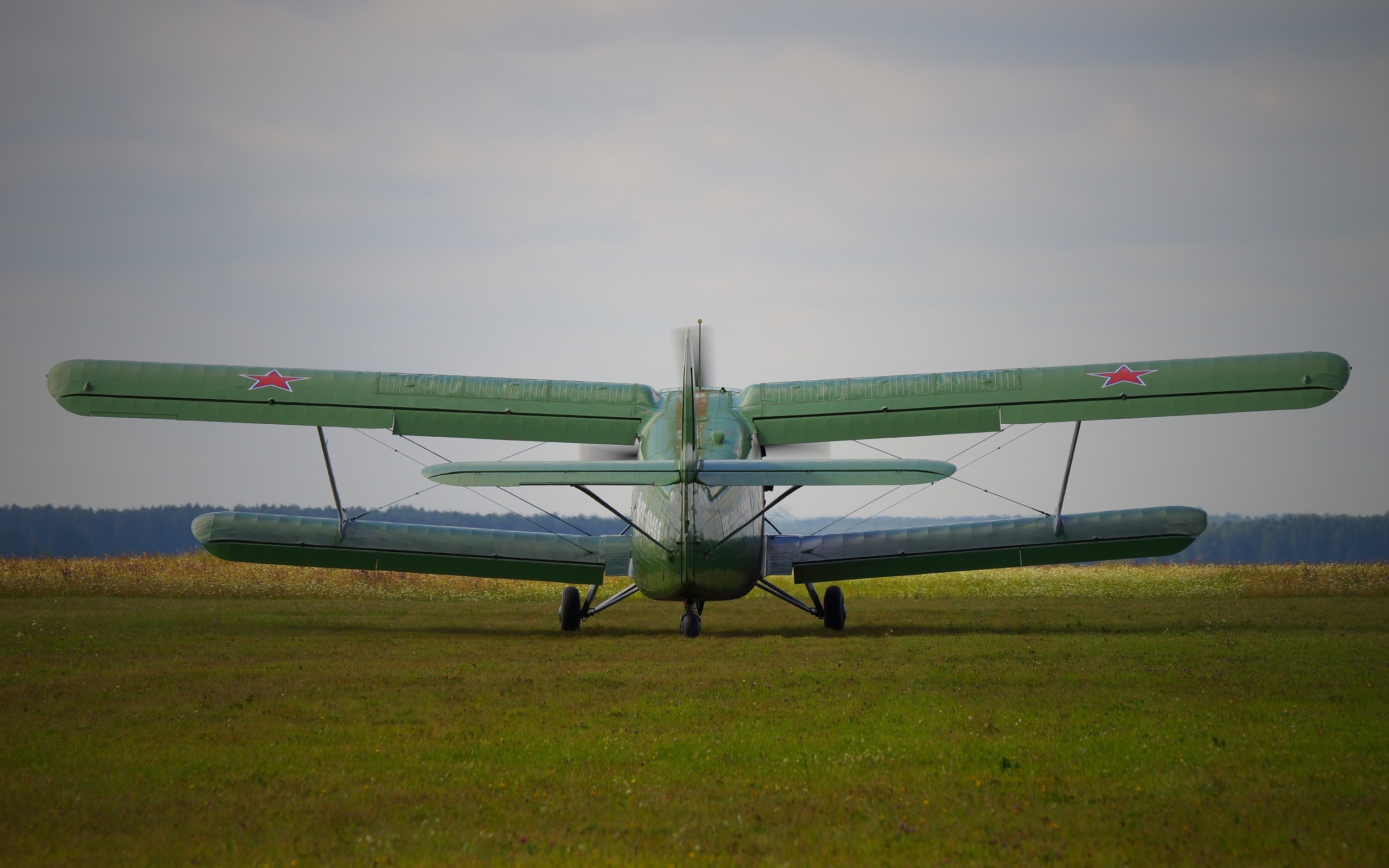 Antonov An-2 Wallpapers