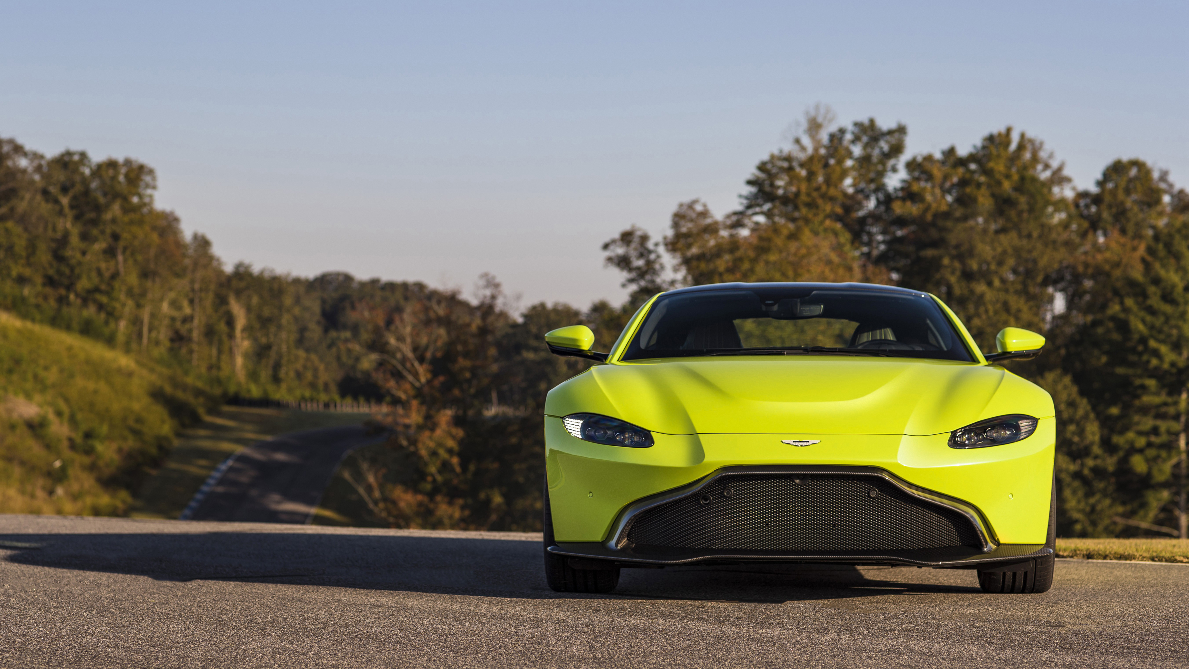 Aston Martin 2018 Wallpapers