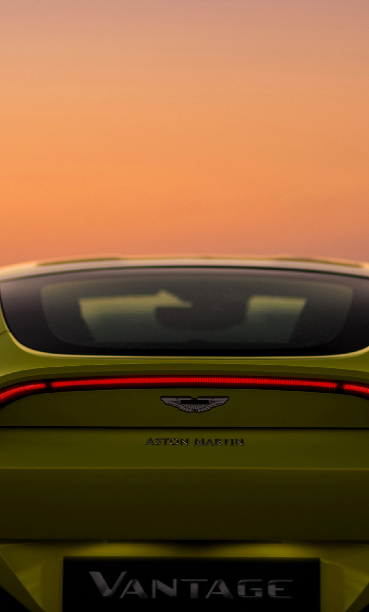 Aston Martin 2018 Wallpapers