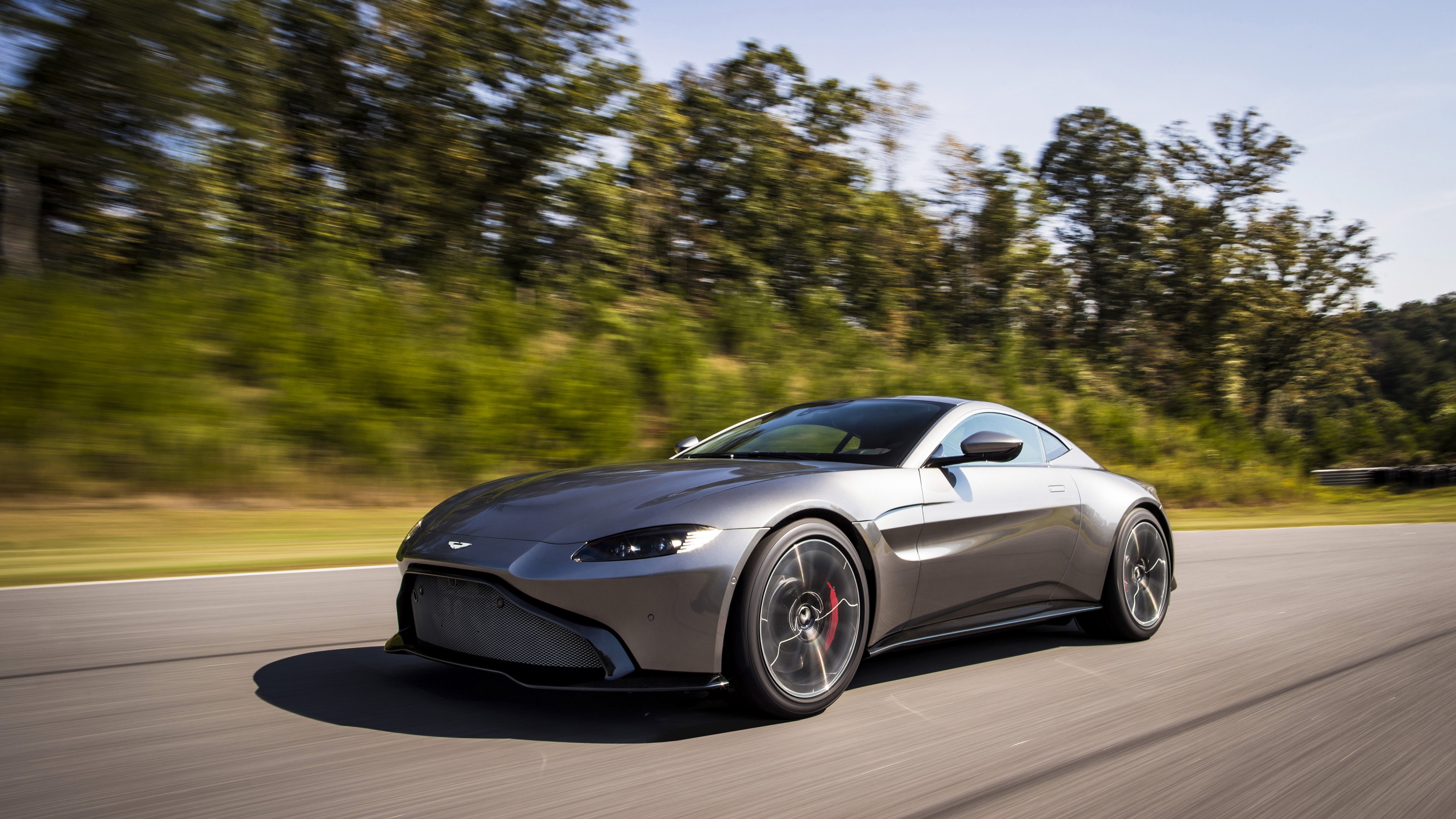 Aston Martin 2018 Wallpapers