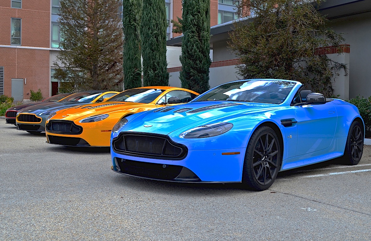 Aston Martin Gauntlet Wallpapers