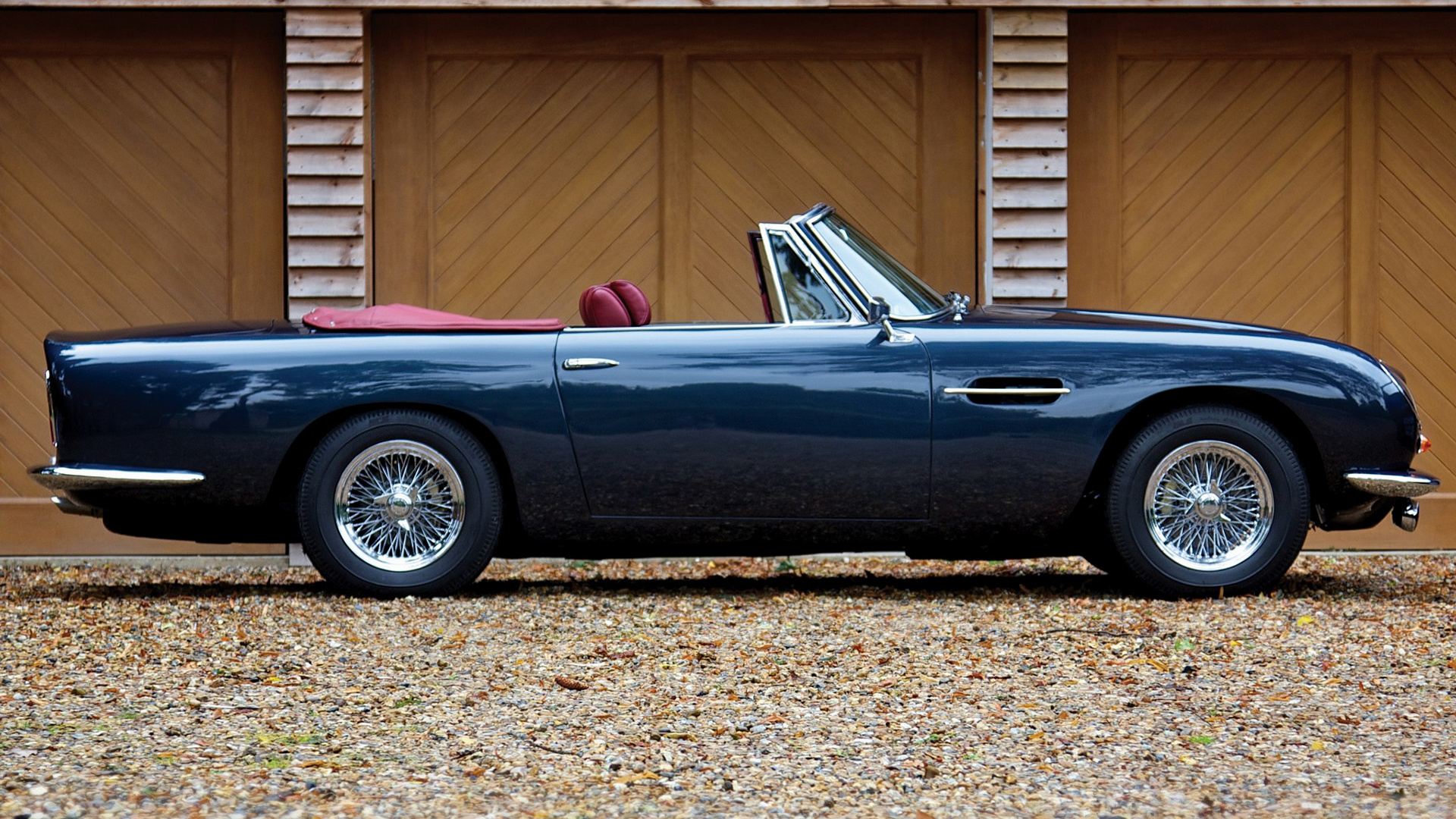 Aston Martin Retro 1965-66 Volante Wallpapers