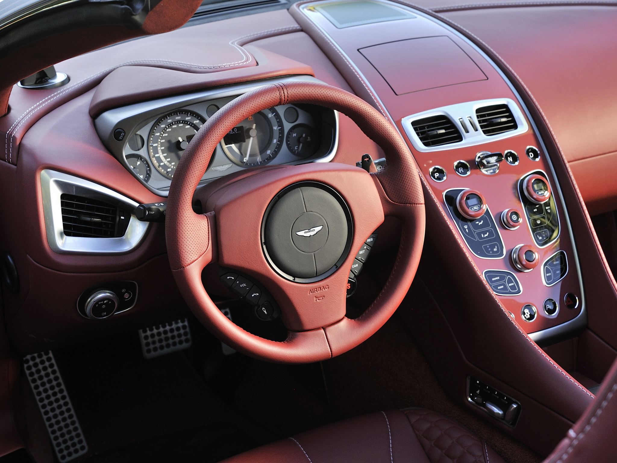 Aston Martin Vanquish Volante Wallpapers