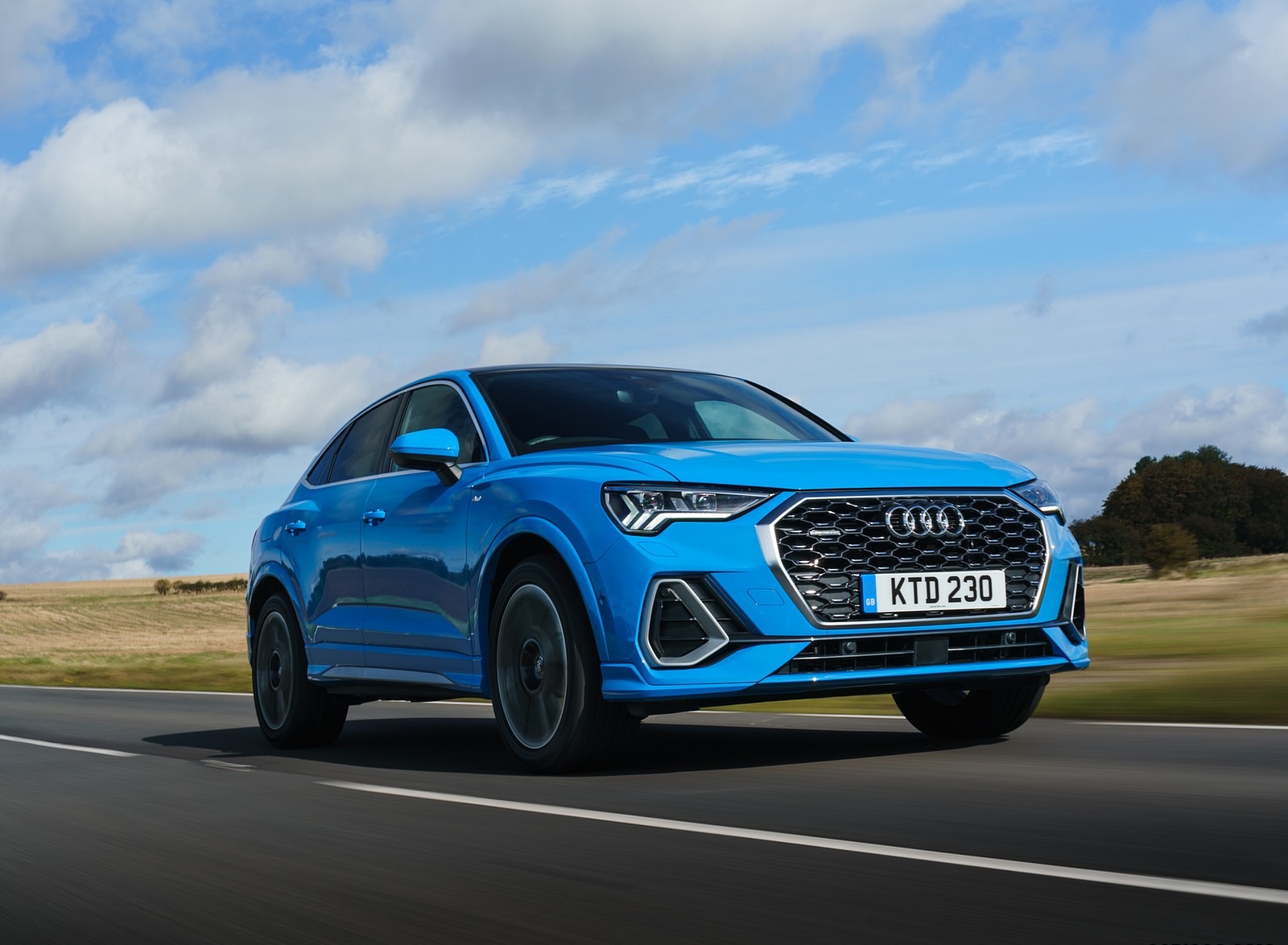 Audi Q3 35 Tfsi Sportback S Line Wallpapers