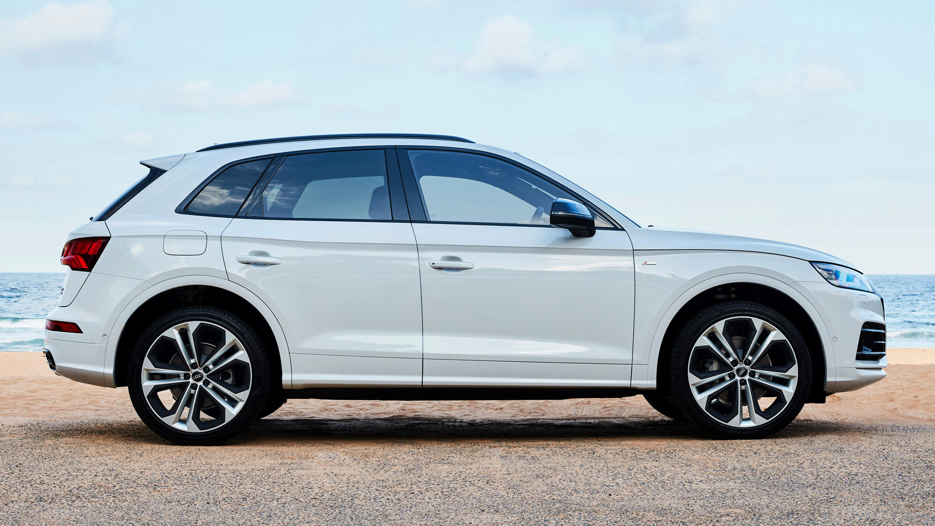 Audi Q5 55 Tfsi Plug-In Hybrid S Line Wallpapers