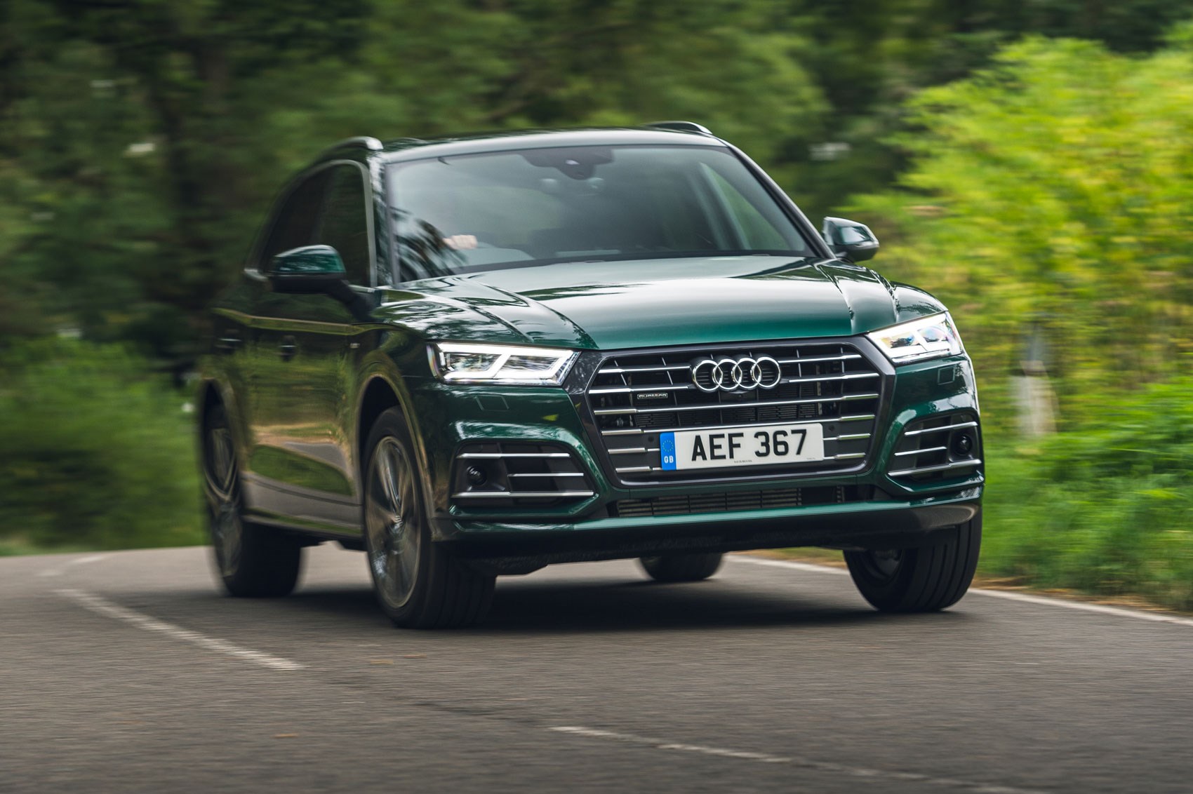 Audi Q5 Plug-In Hybrid S Line Wallpapers