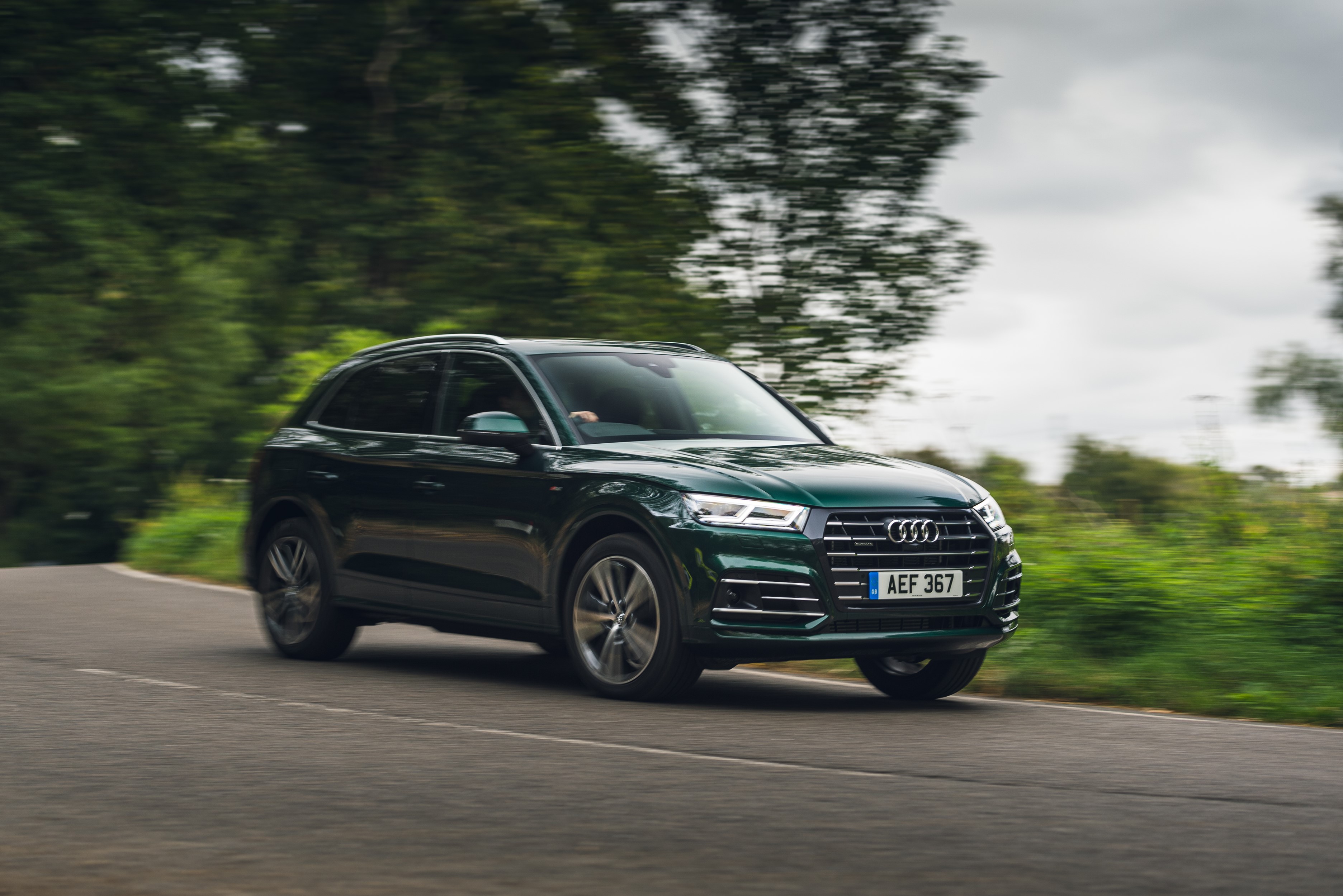 Audi Q5 Plug-In Hybrid S Line Wallpapers