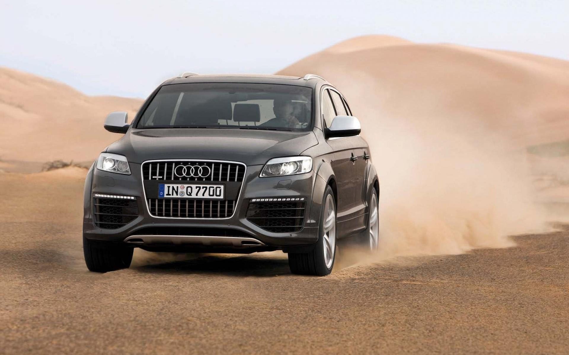 Audi Q7 Wallpapers