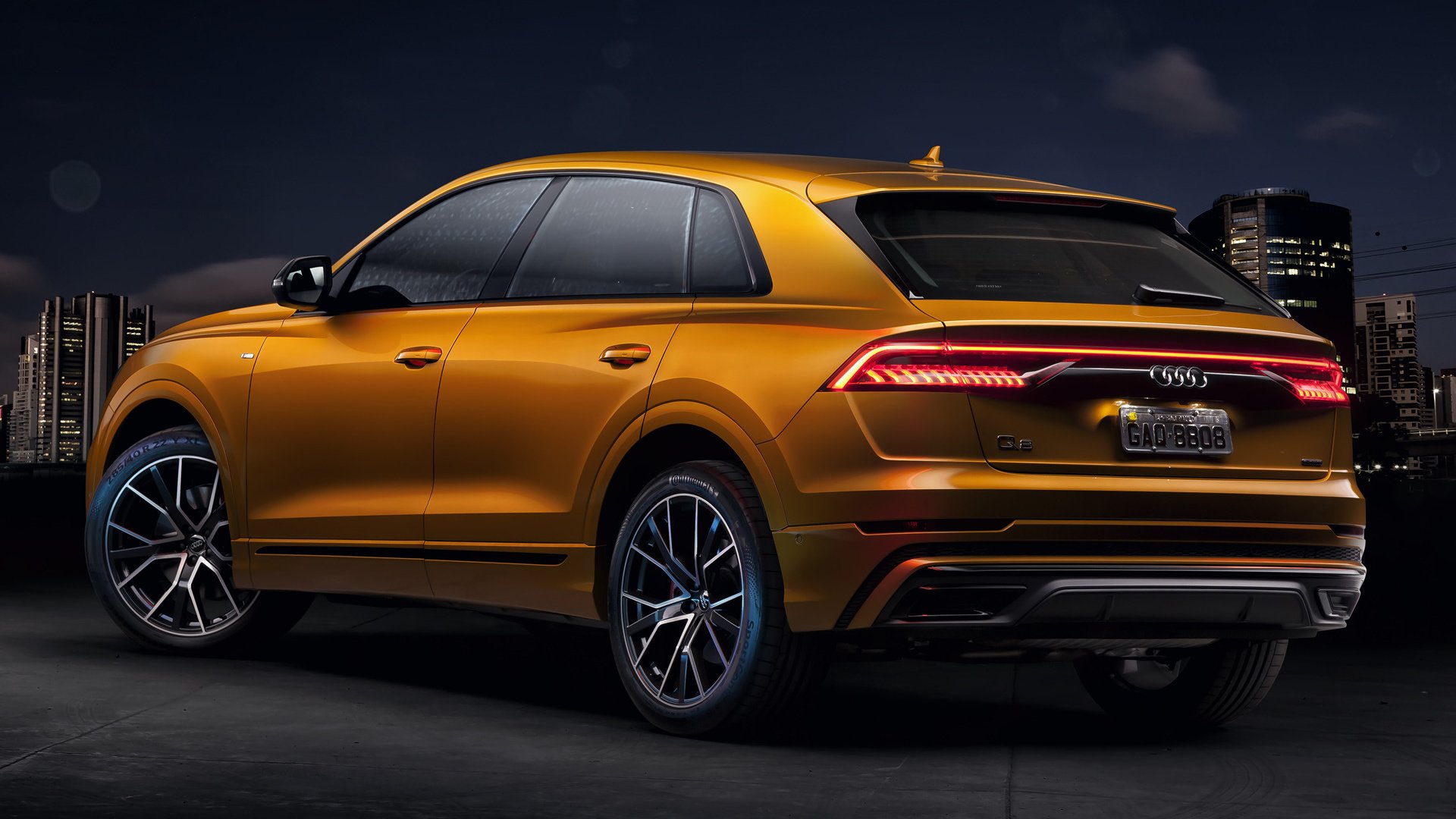 Audi Q8 S Line Wallpapers