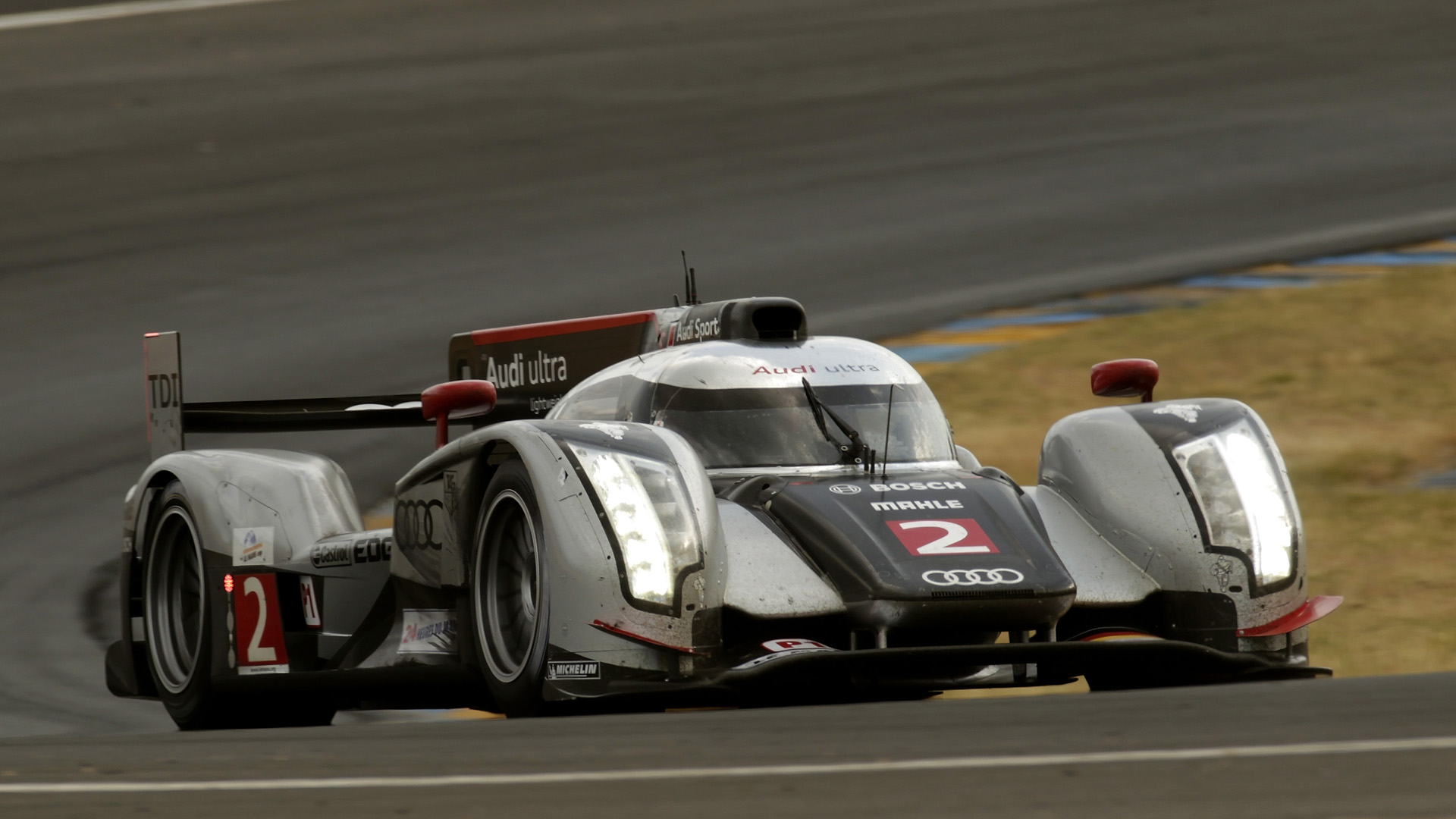 Audi R18 Le Mans Wallpapers