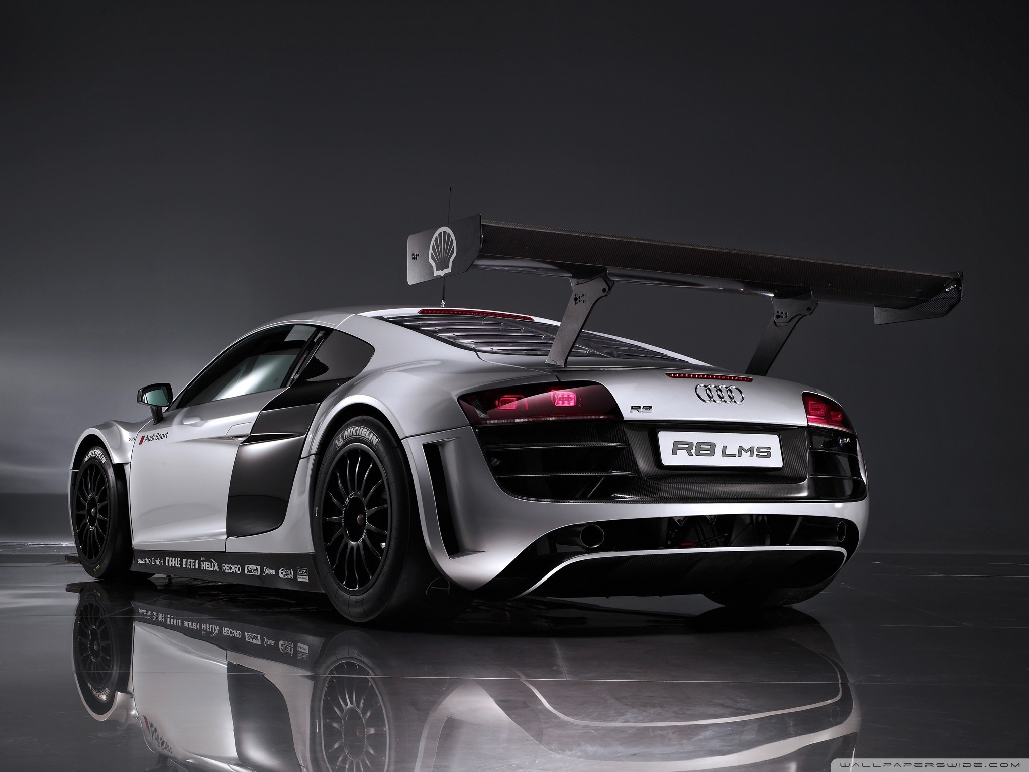 Audi R8 Wallpapers