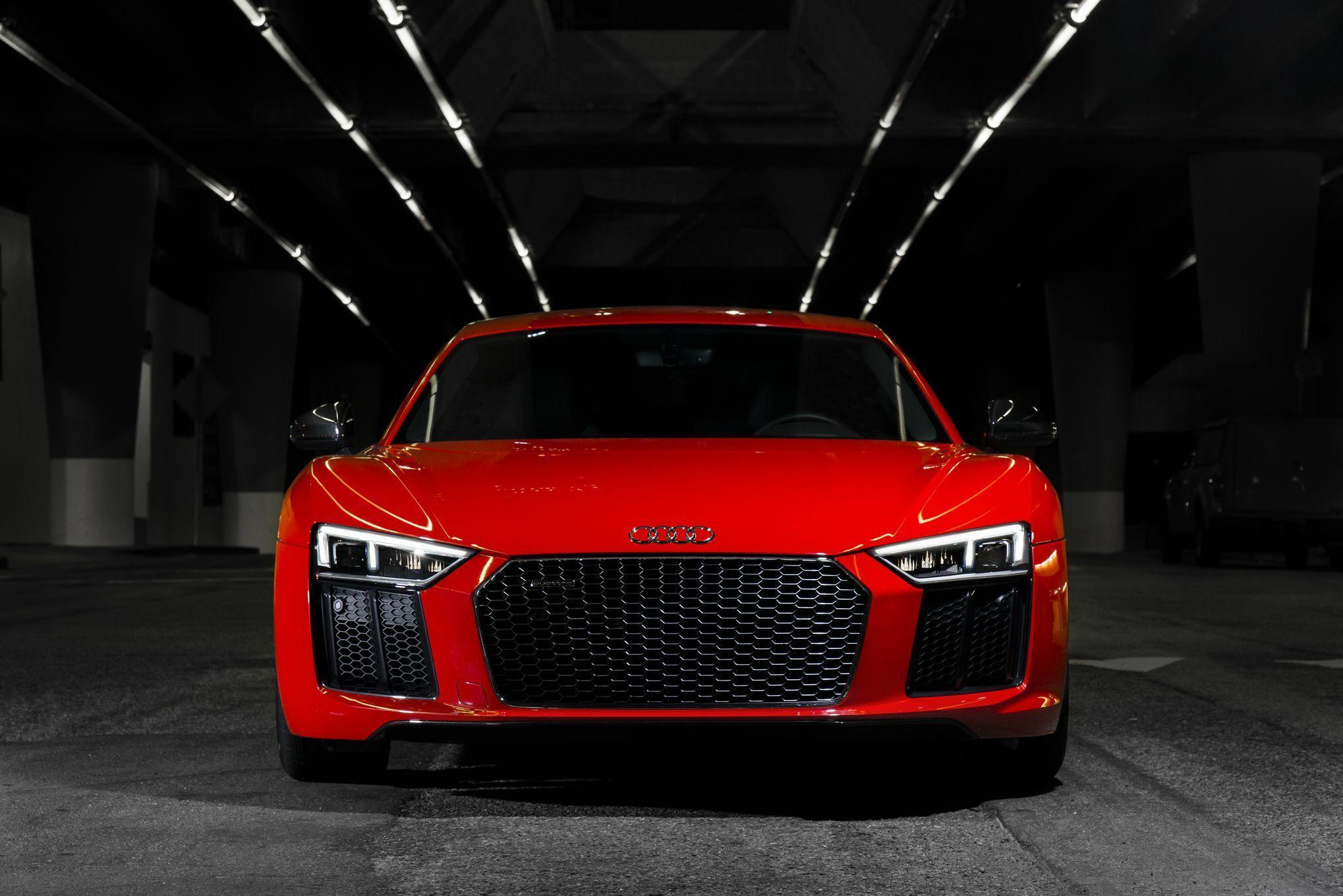 Audi R8 Spyder V10 Plus 2017 Wallpapers