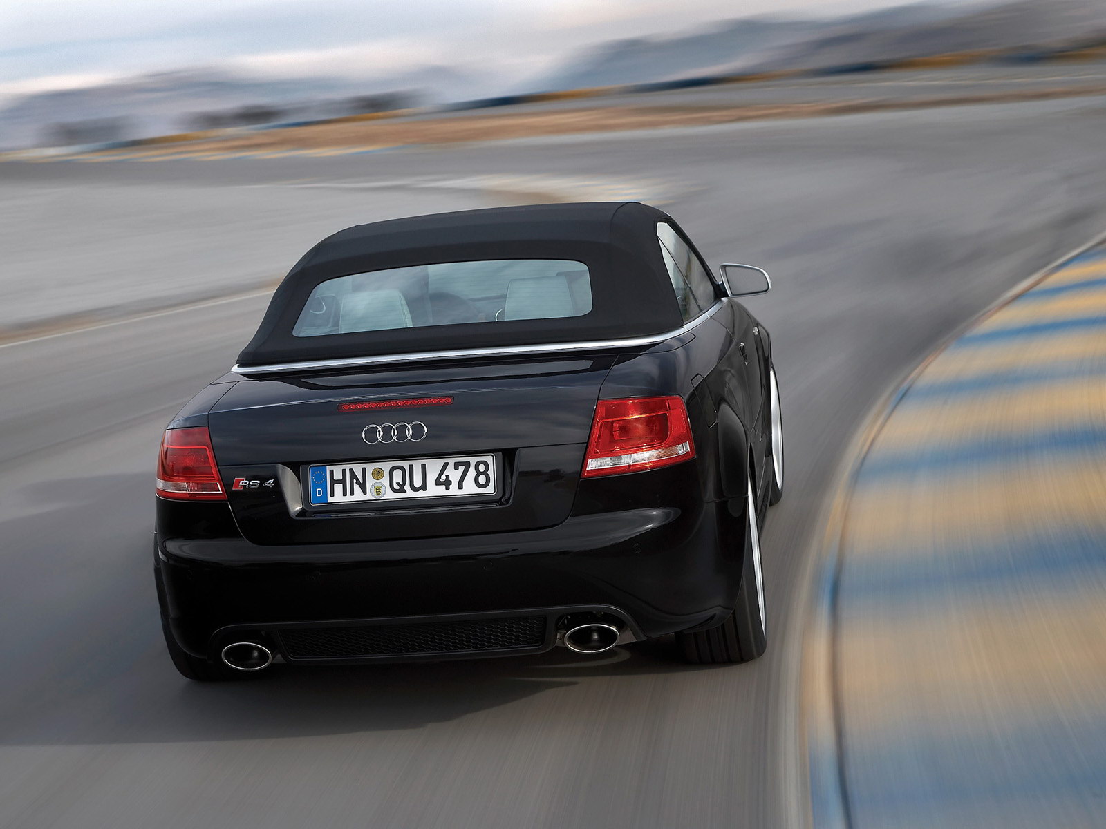 Audi Rs4 Cabriolet Wallpapers