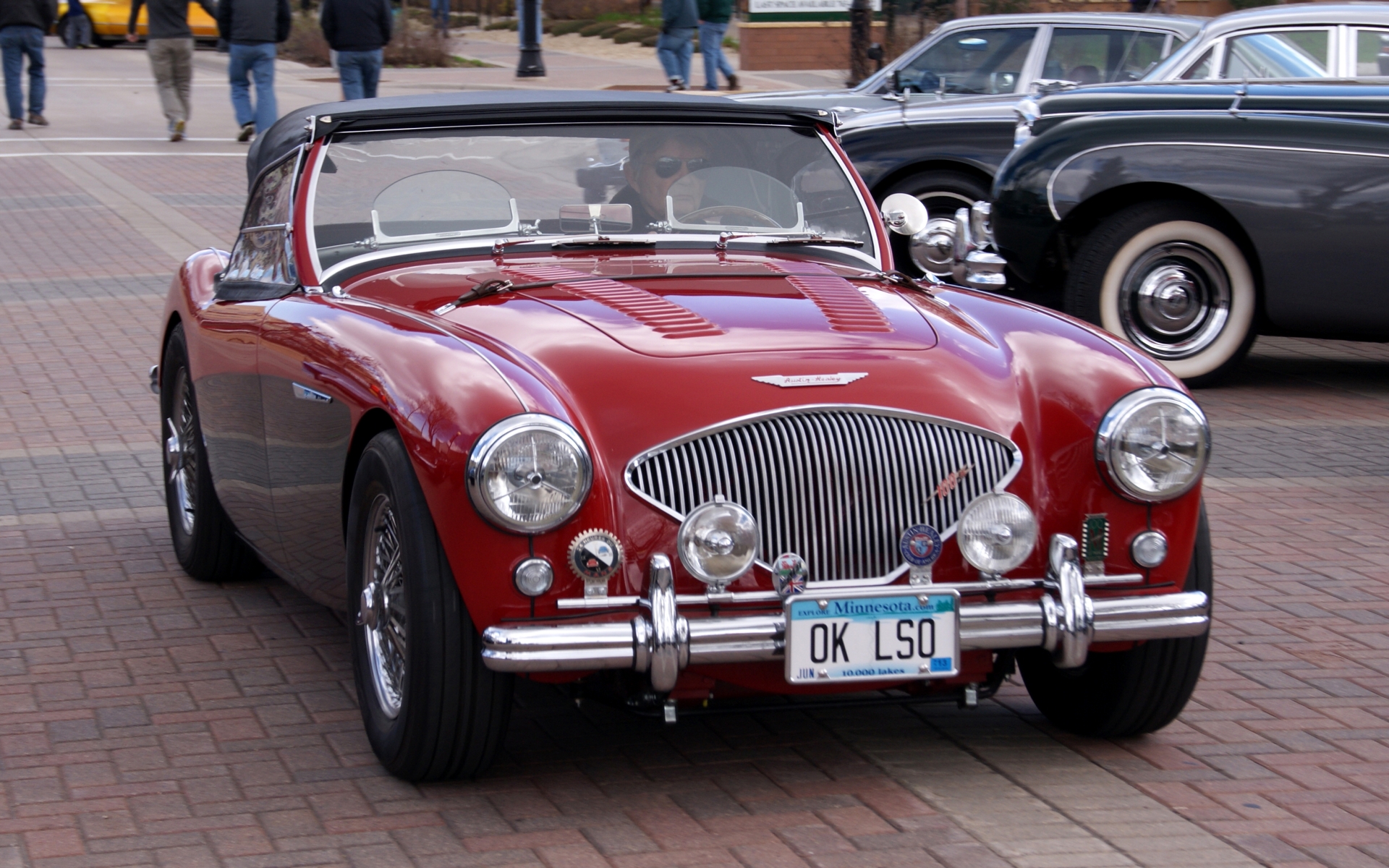 Austin-Healey 100 Wallpapers