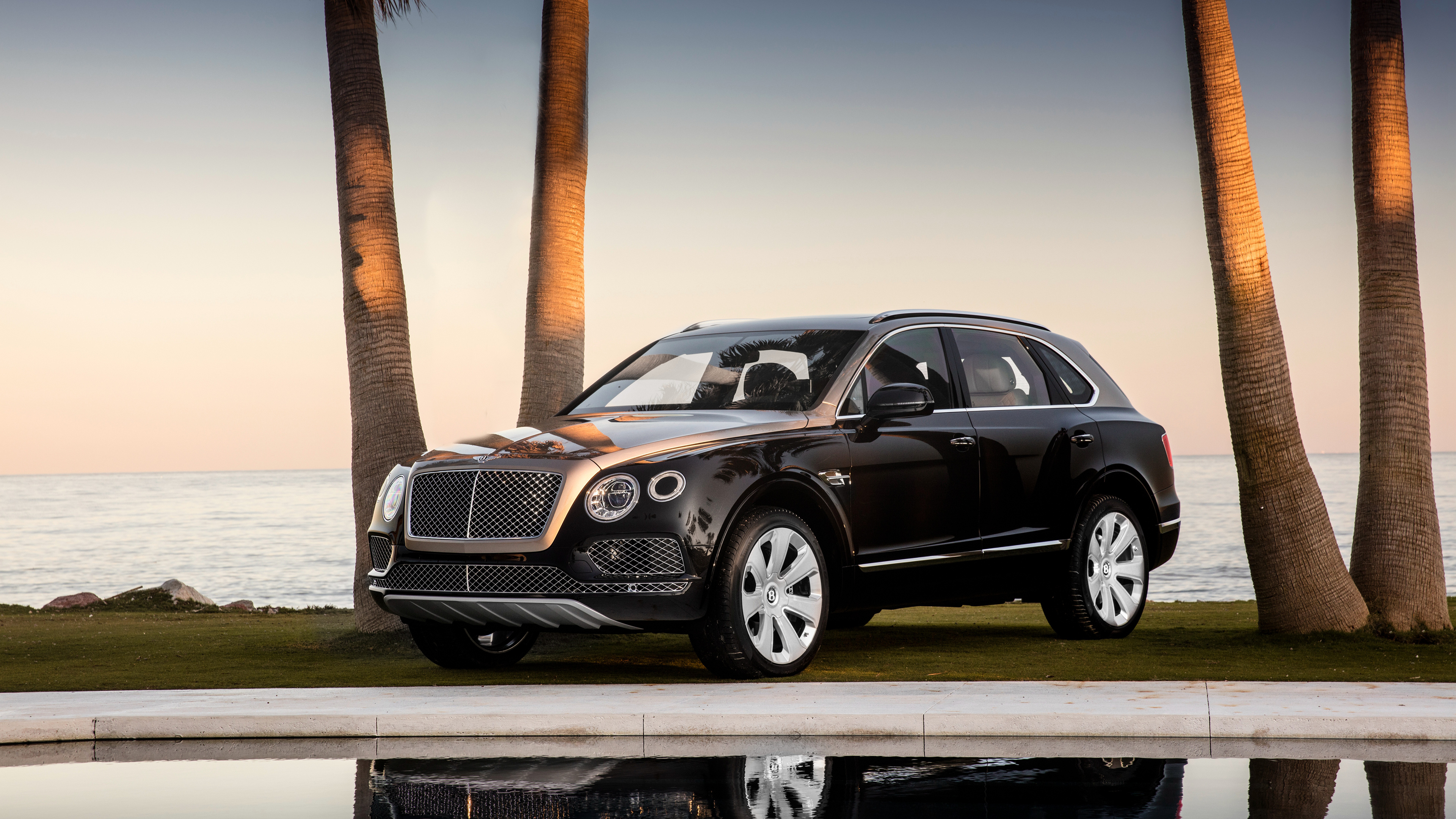 Bentley Bentayga Wallpapers