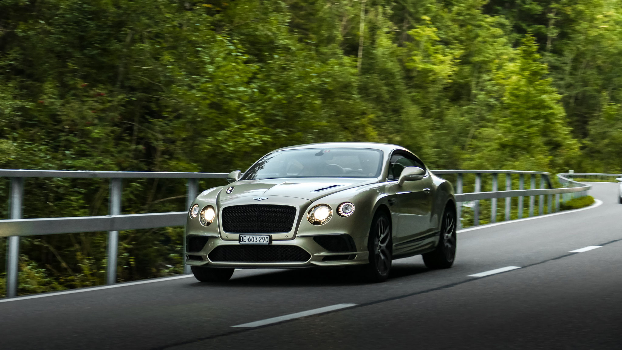 Bentley Super Monaco Wallpapers