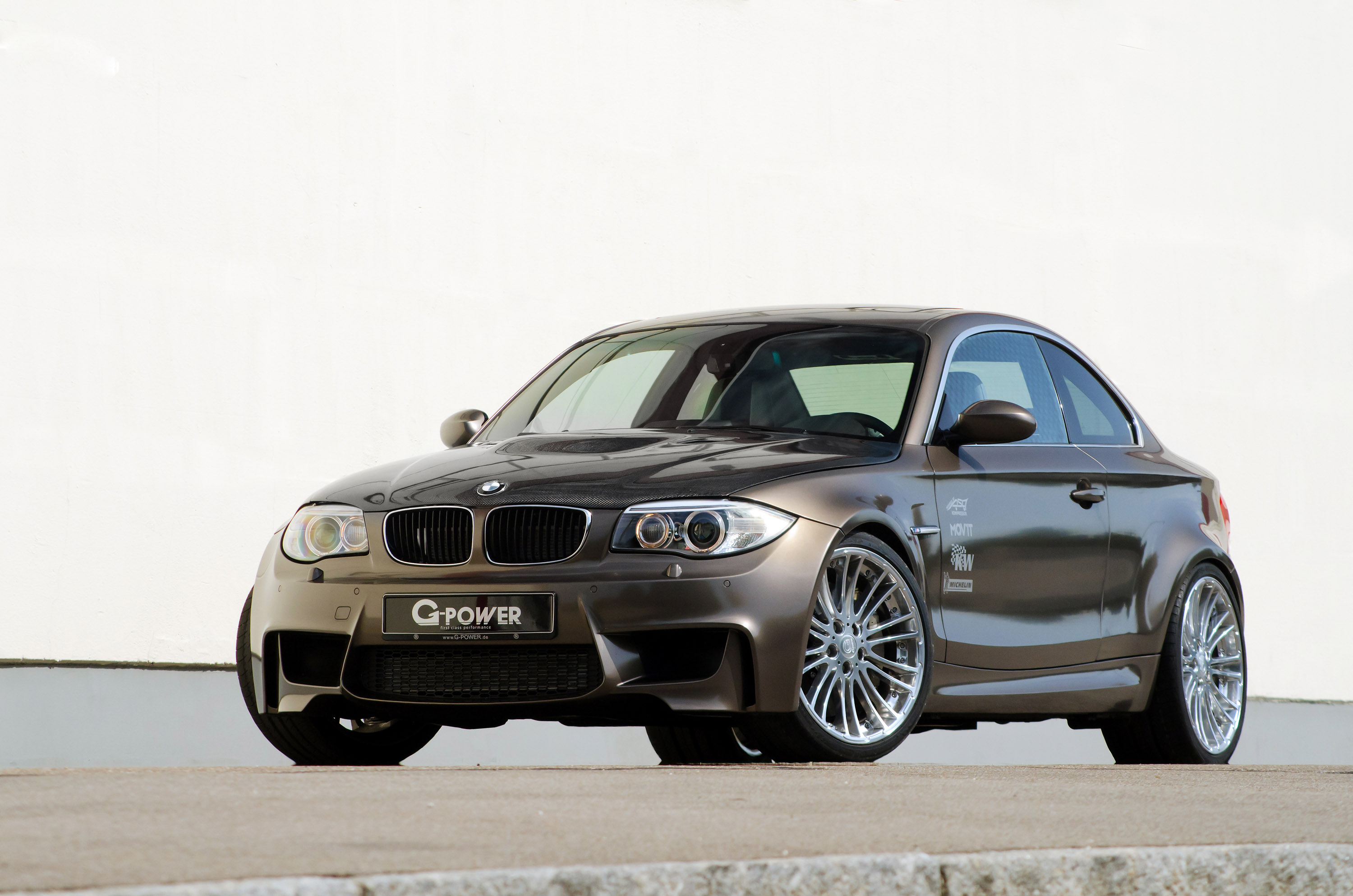 Bmw G1 V8 Hurricane Rs Wallpapers