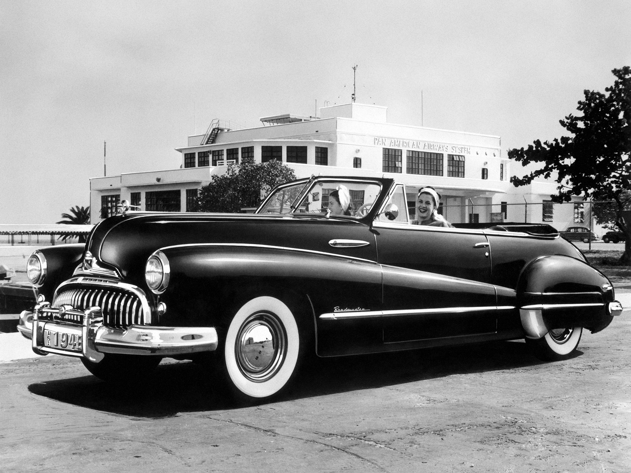 Buick Roadmaster Wallpapers