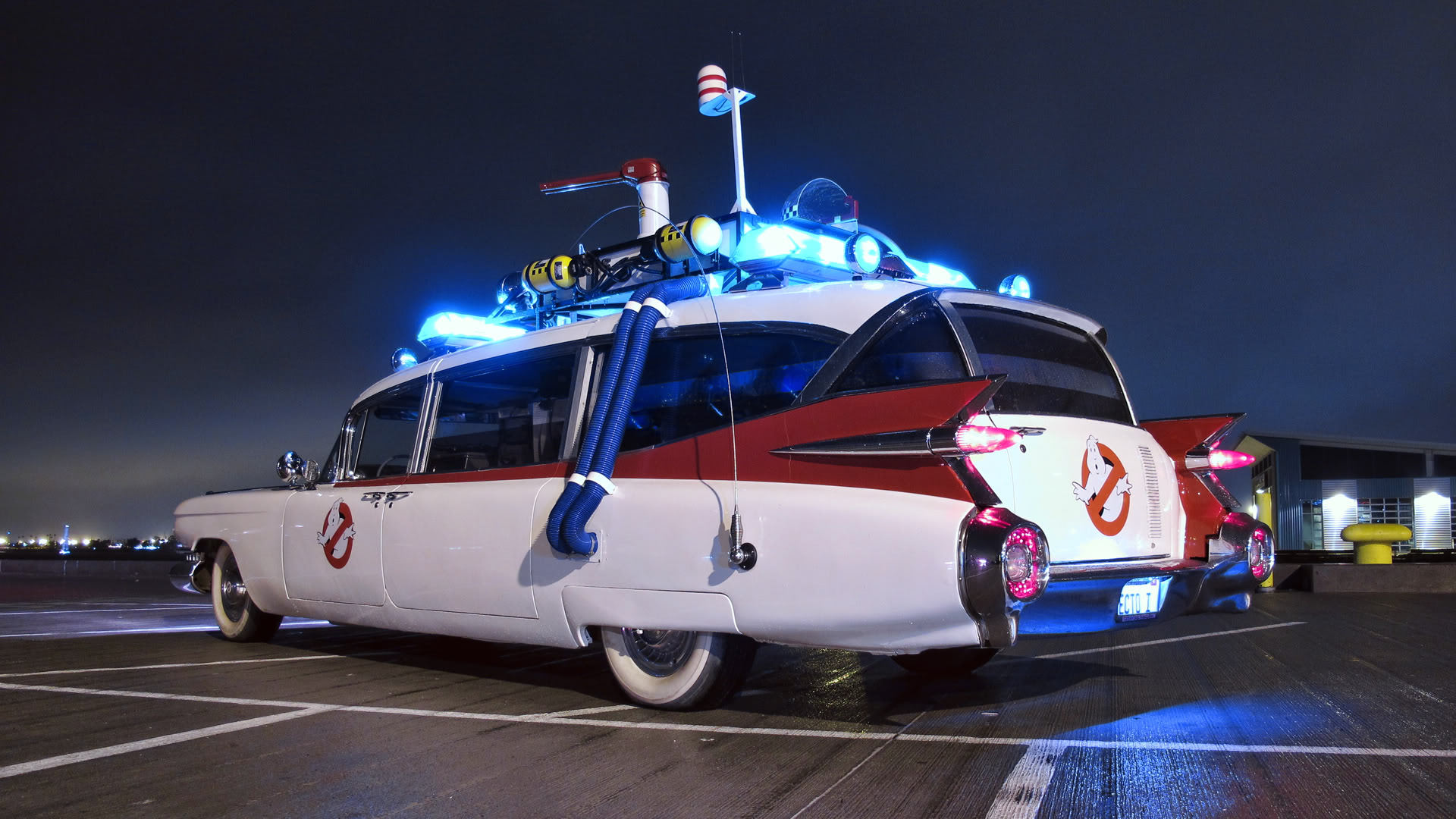 Cadillac Superior Ecto Wallpapers