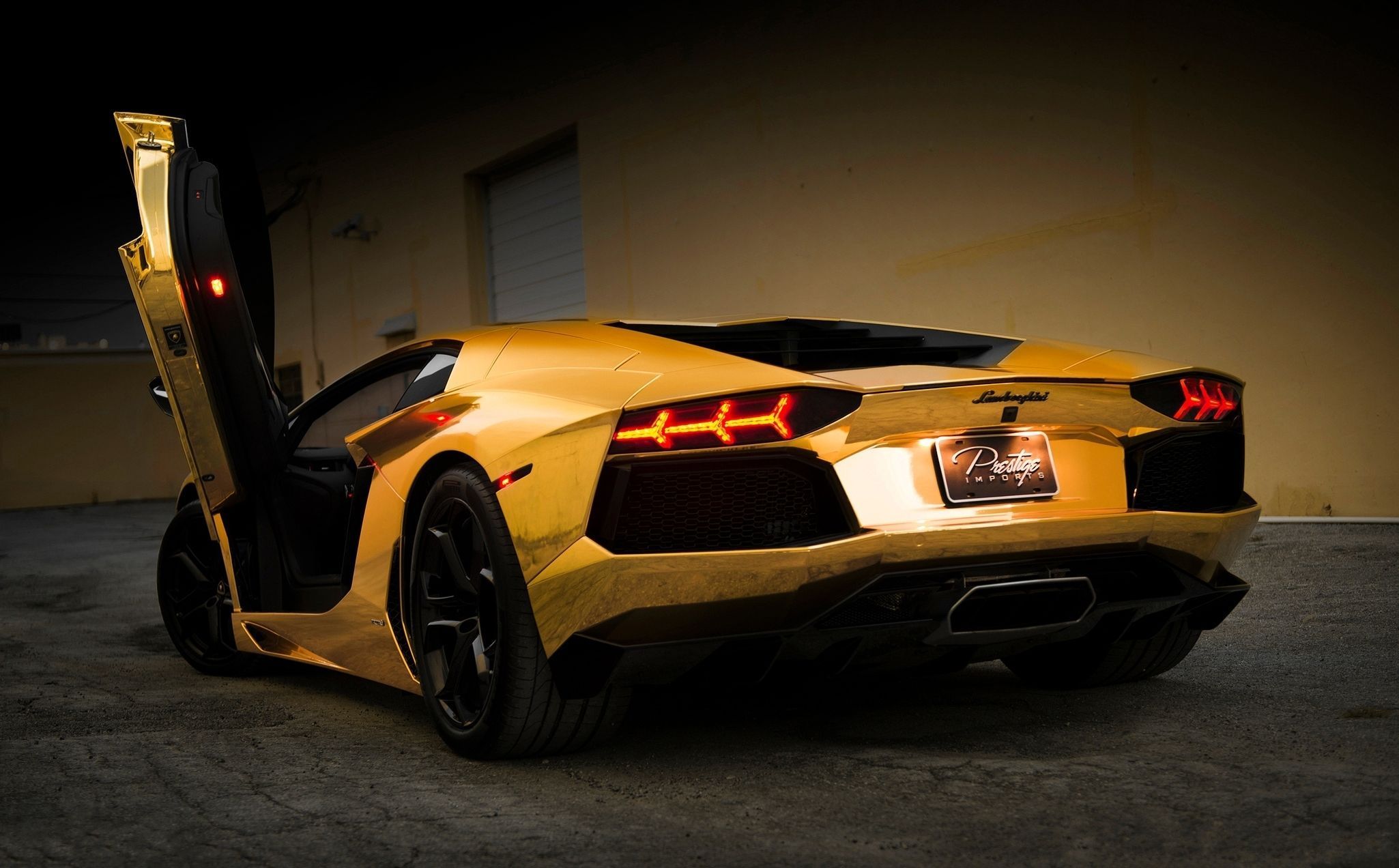 Car Hd Full Size Wallpapers