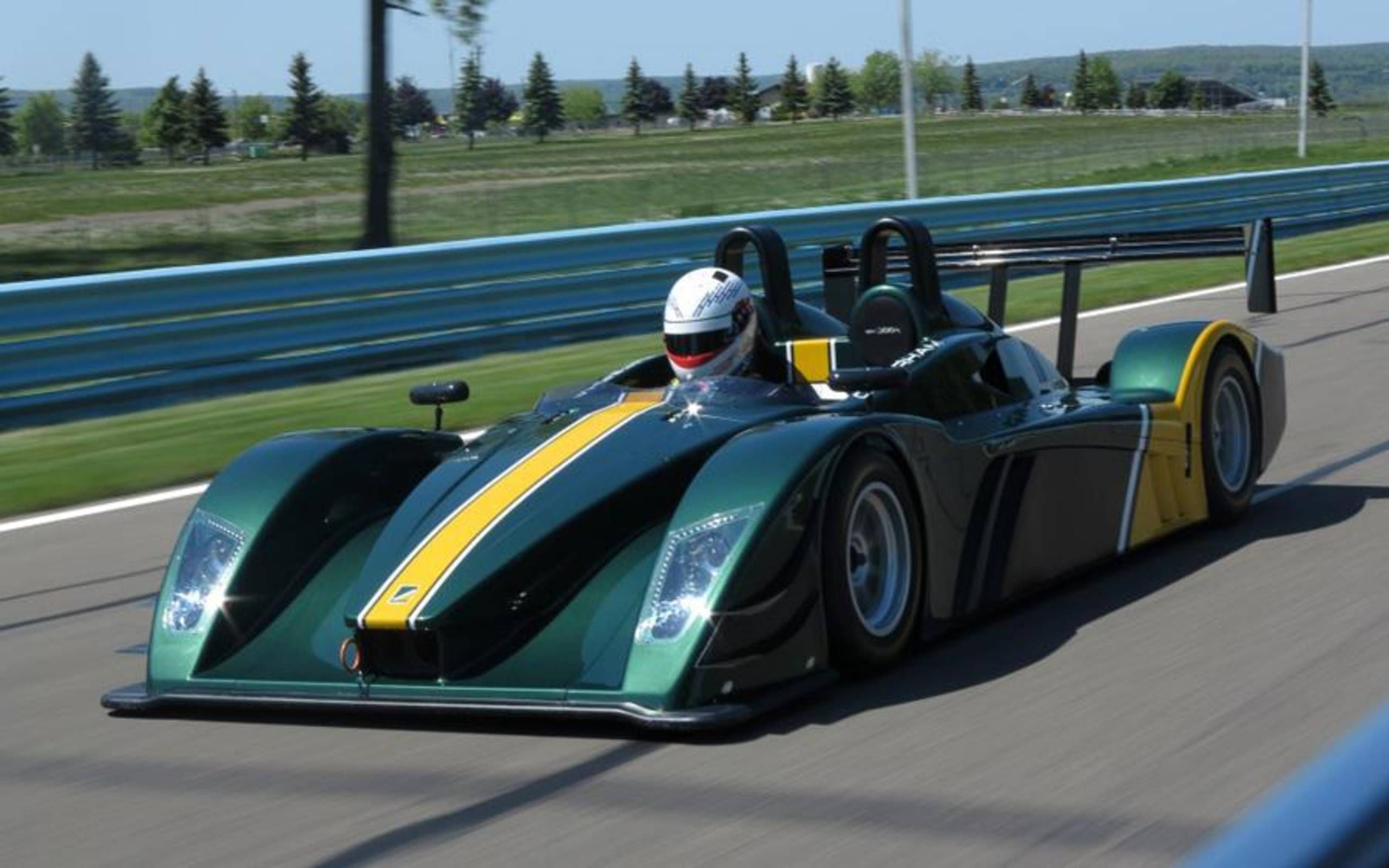 Caterham Lola Sp 300R Wallpapers