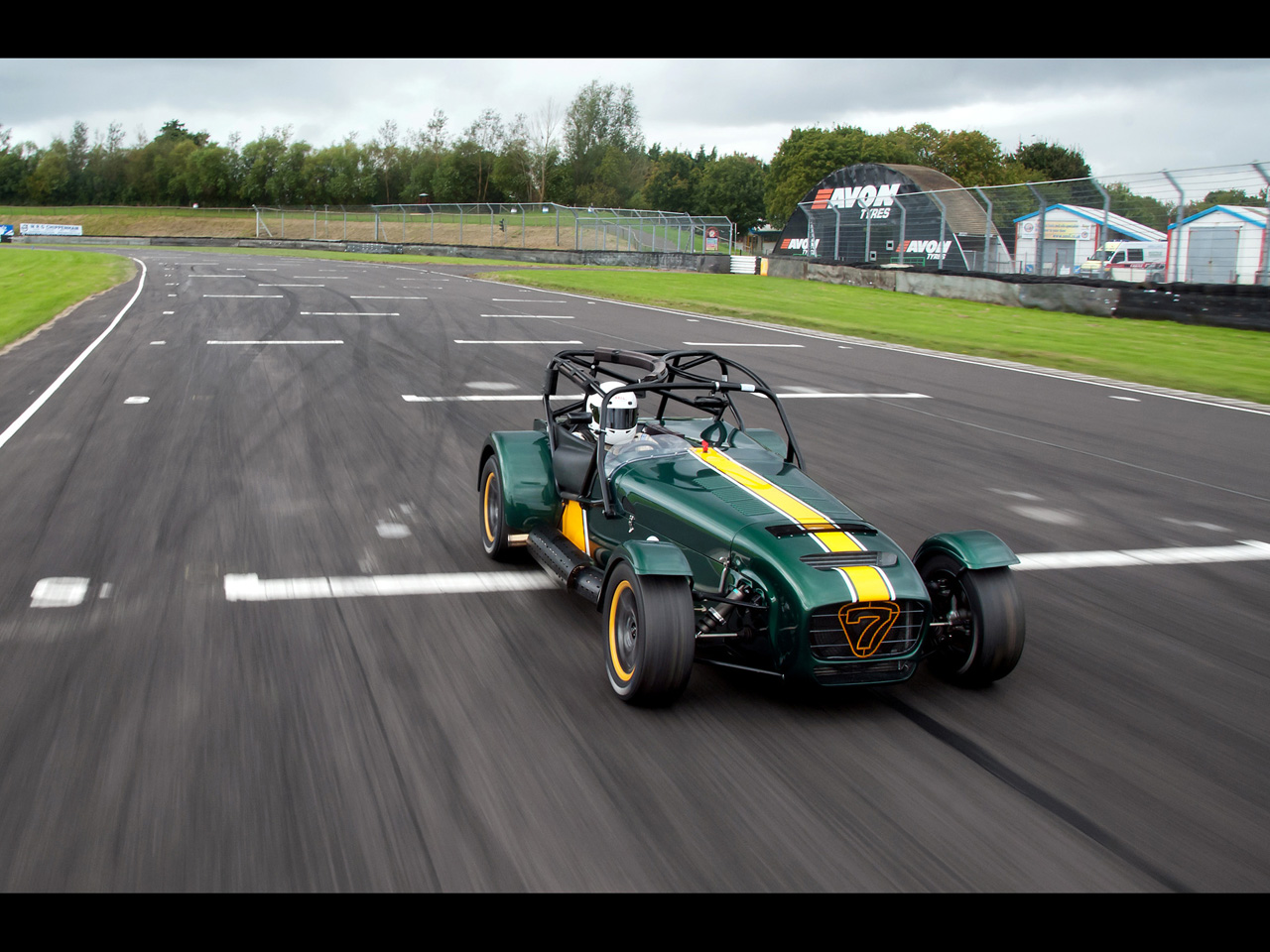 Caterham Lola Sp 300R Wallpapers