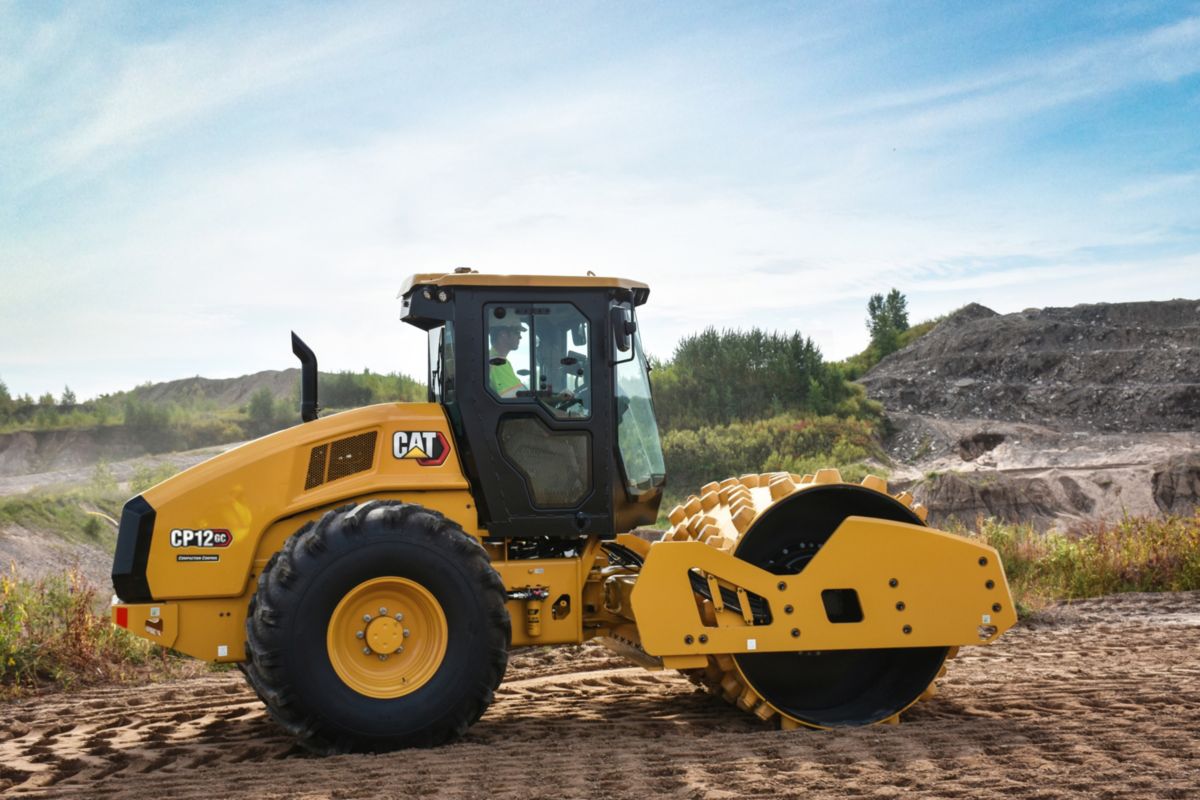 Caterpillar 835 Soil Compactor Wallpapers