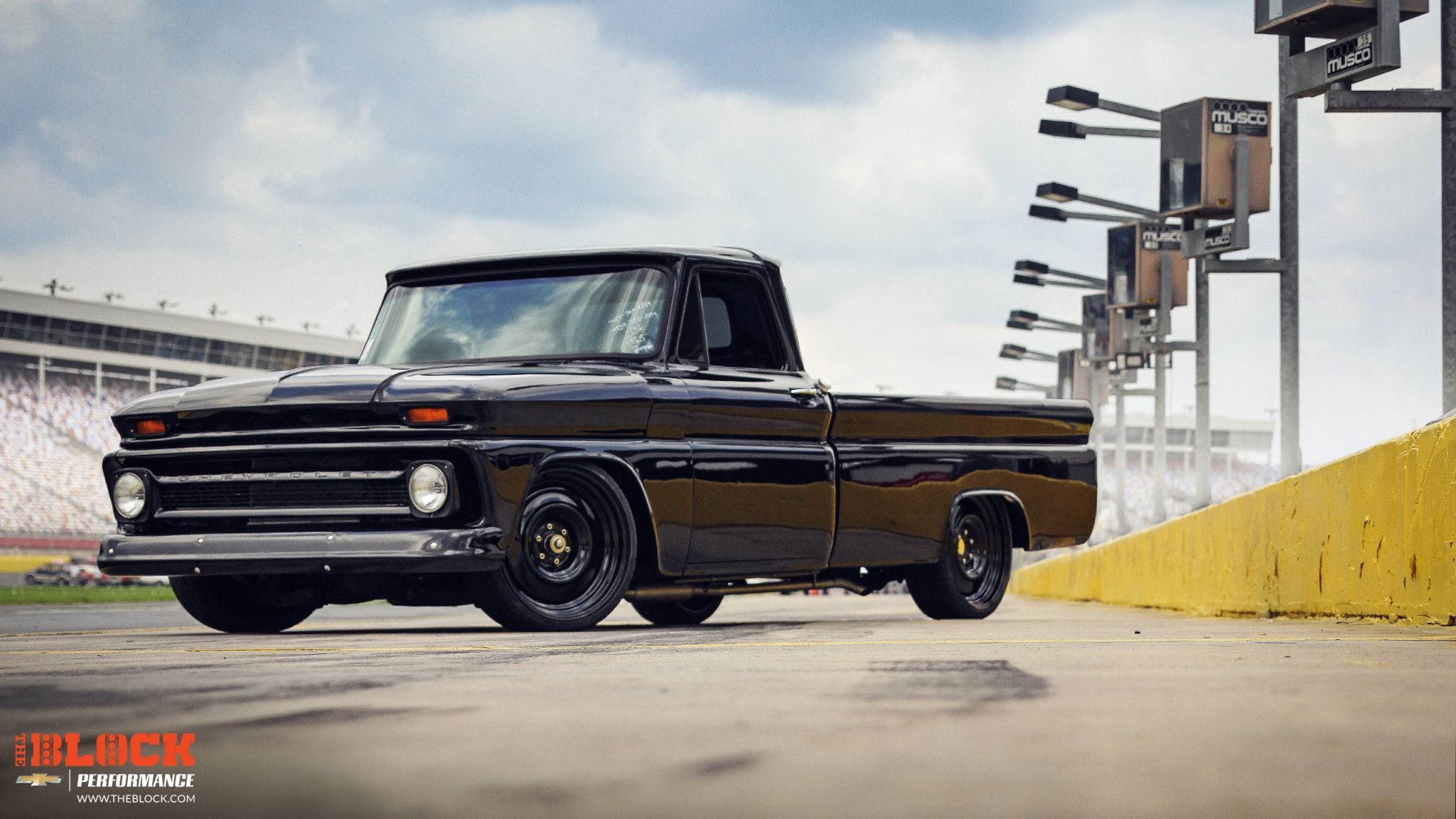 Chevrolet C10 Wallpapers