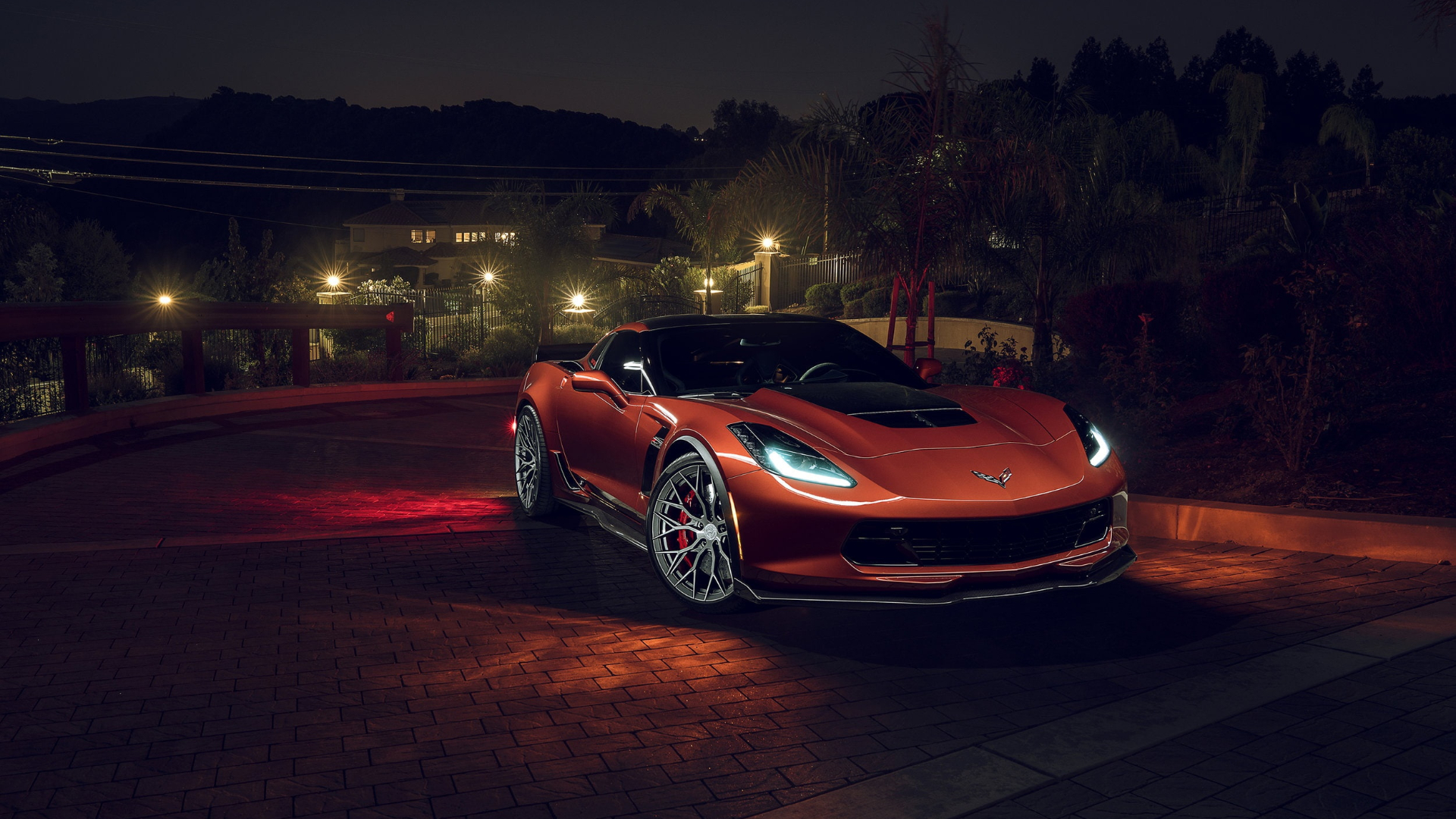 Chevrolet Corvette Wallpapers