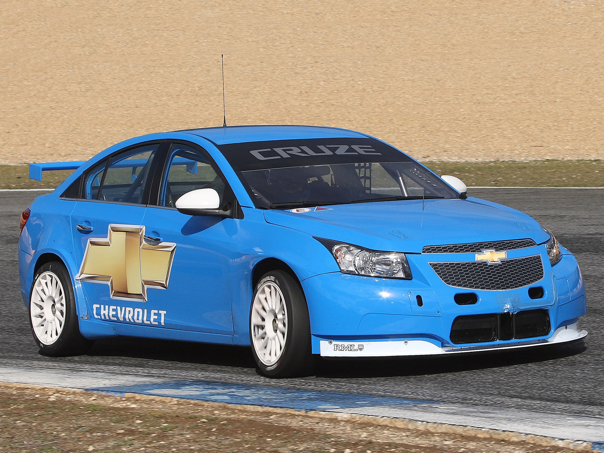 Chevrolet Cruze Wallpapers