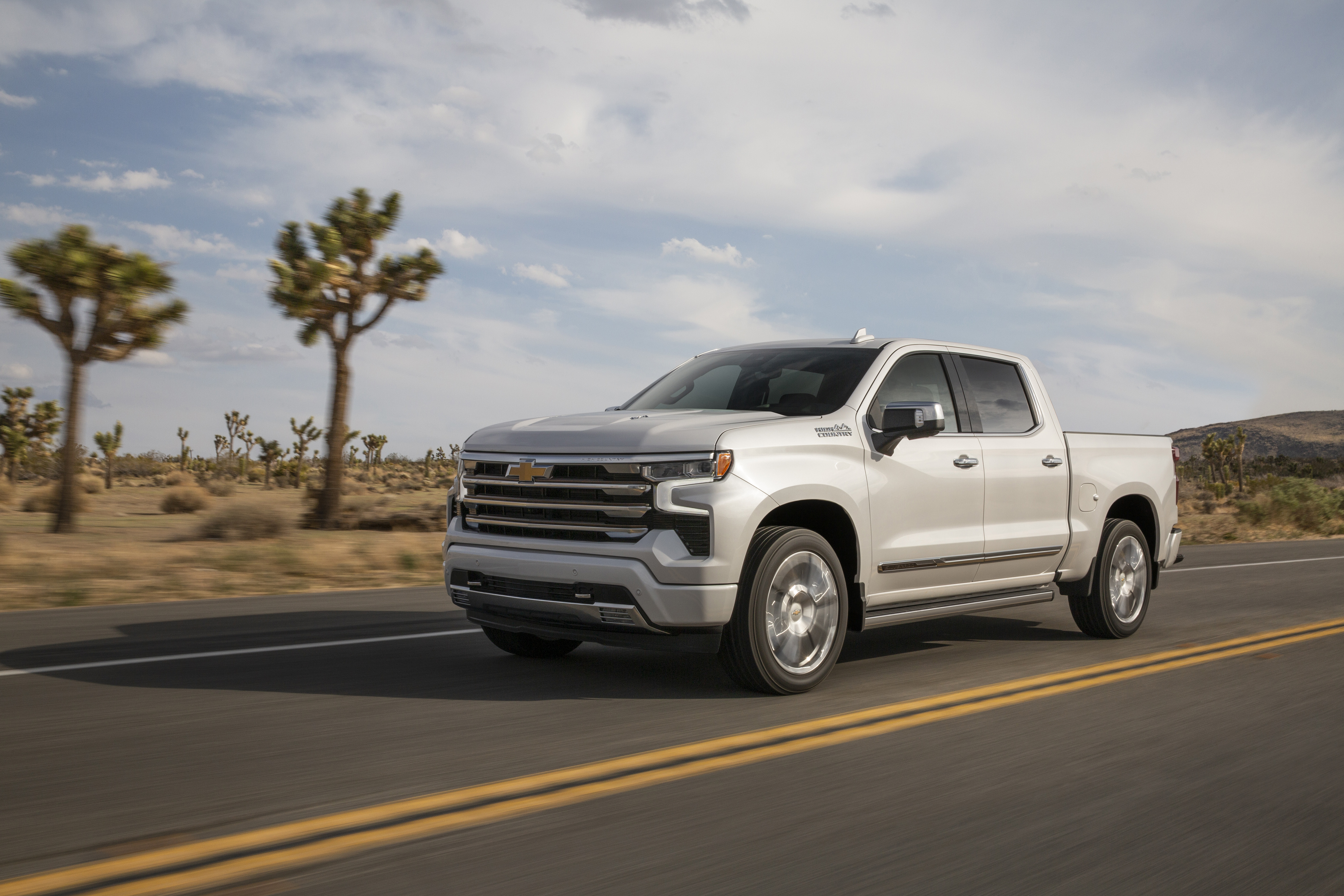 Chevrolet Silverado High Country Wallpapers