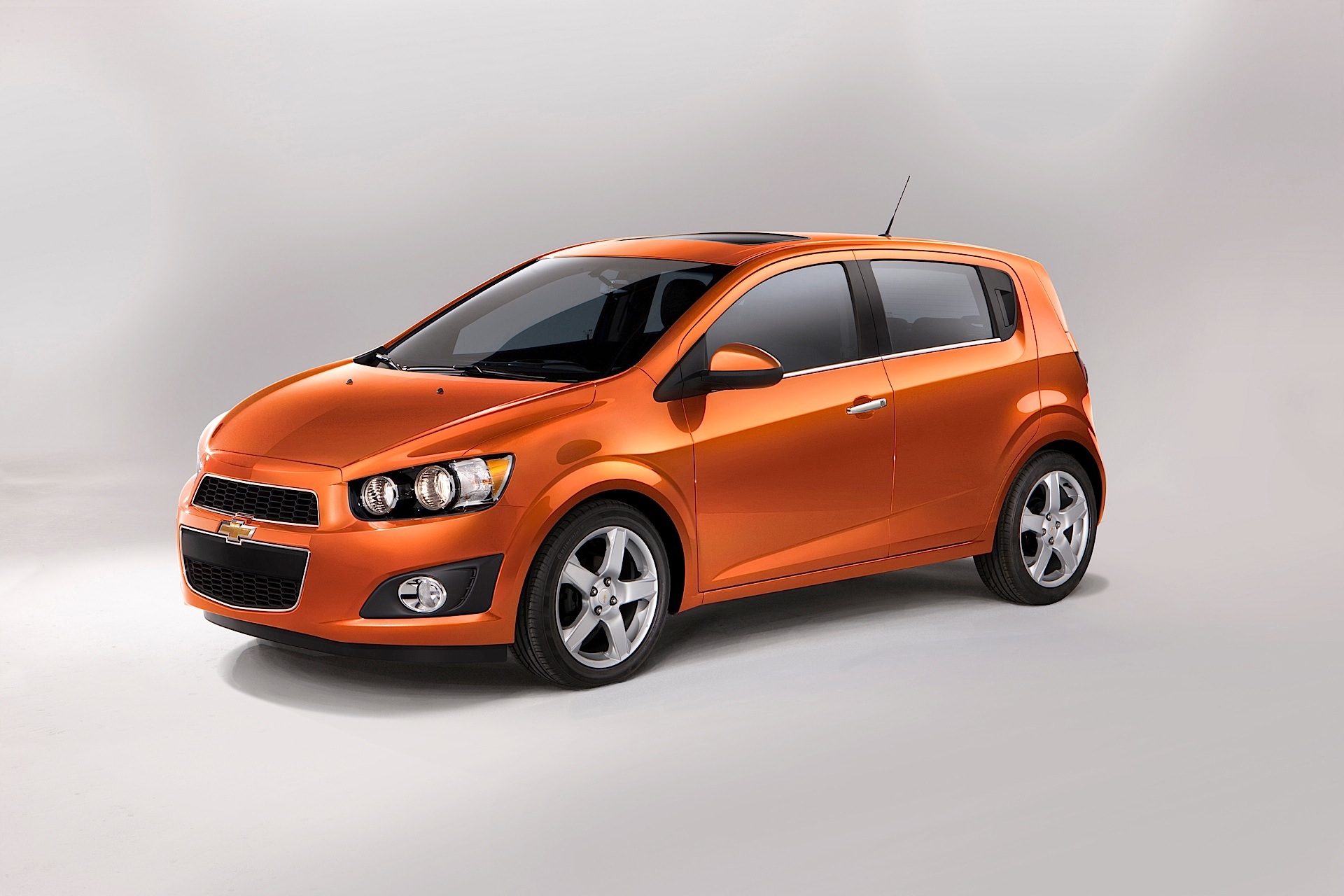 Chevrolet Sonic Wallpapers