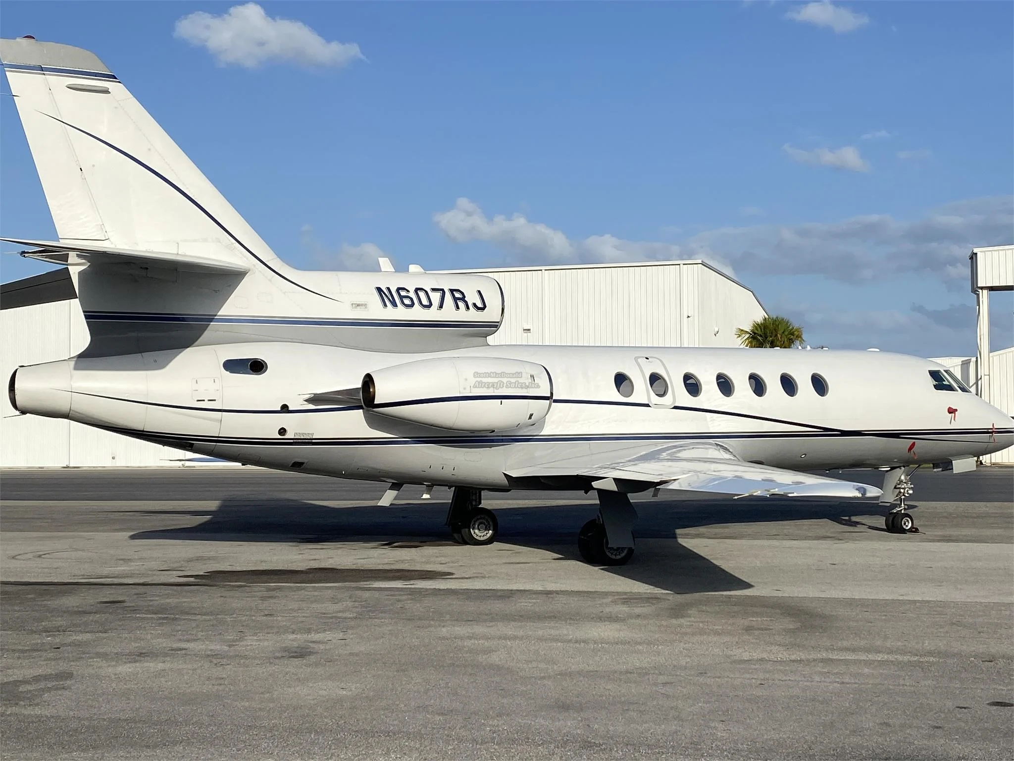 Dassault Falcon 50 Wallpapers