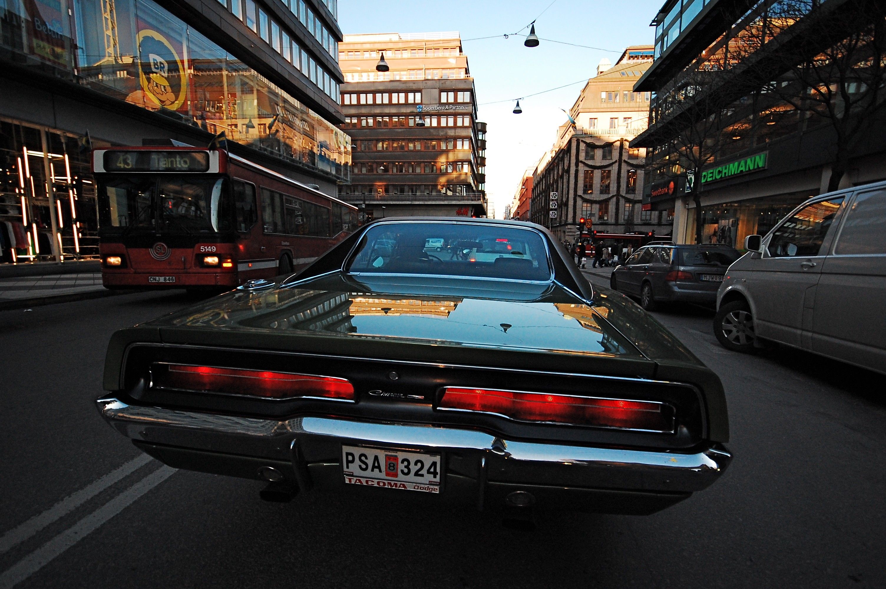 Dodge Charger R/T Wallpapers