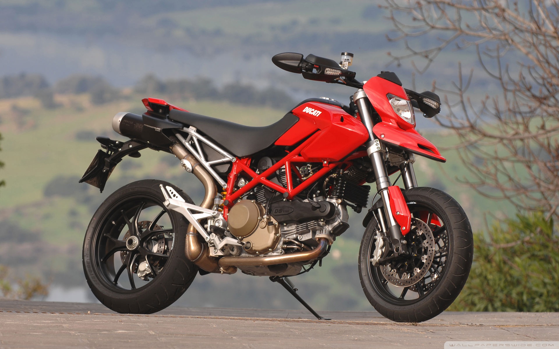 Ducati Hypermotard Wallpapers