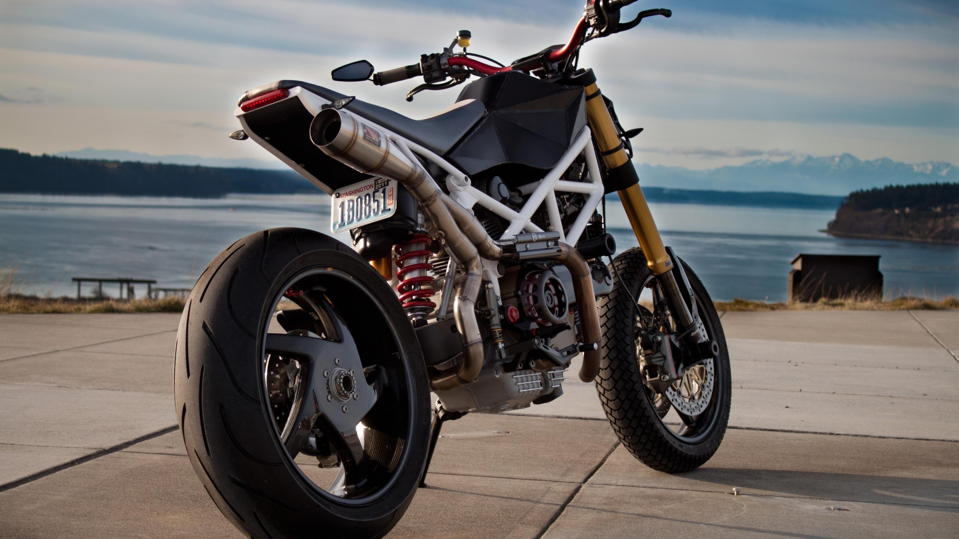 Ducati Monster 1100 Wallpapers