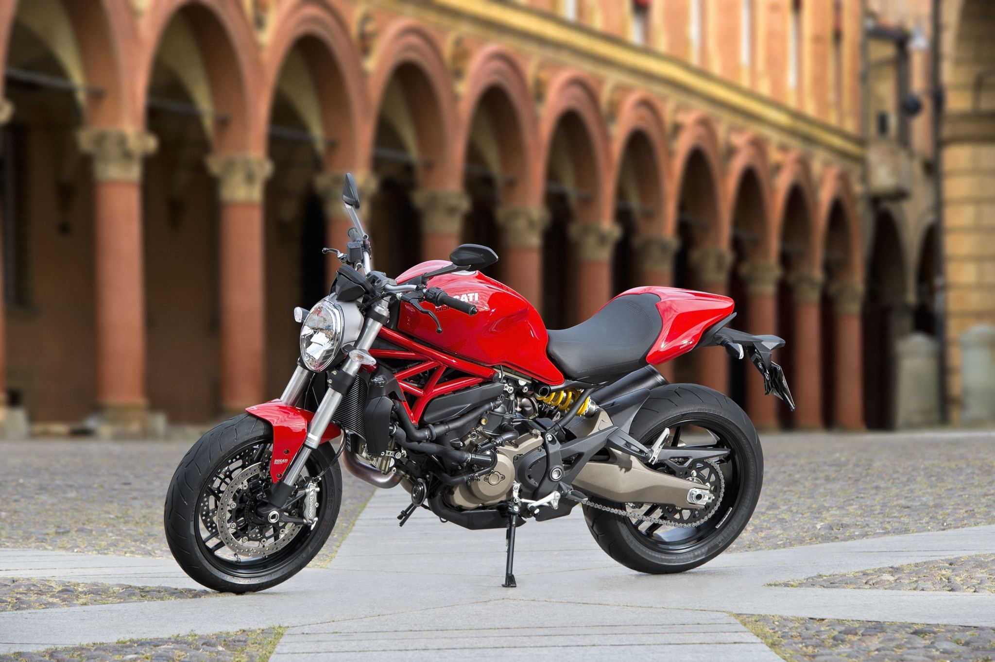 Ducati Monster 1100 Wallpapers