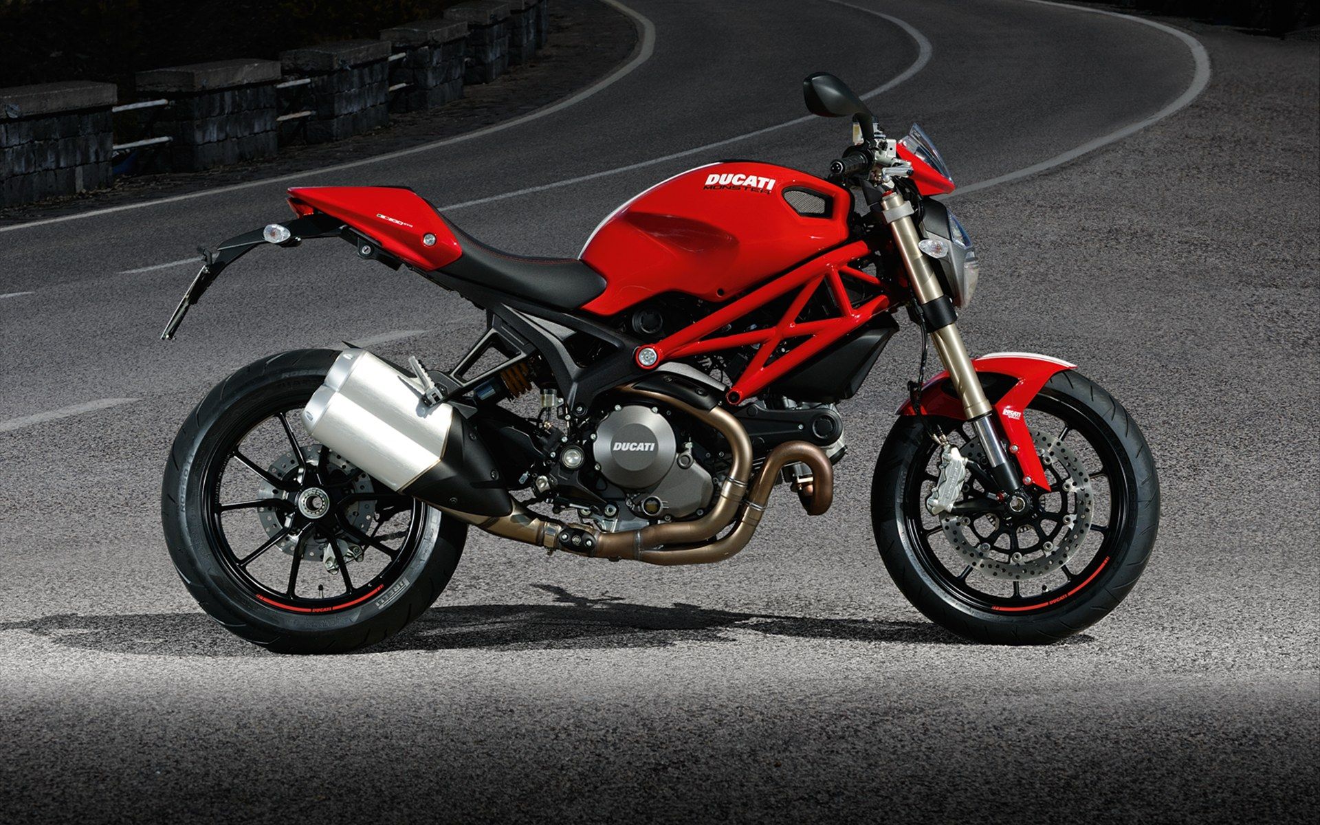 Ducati Monster 1100 Wallpapers